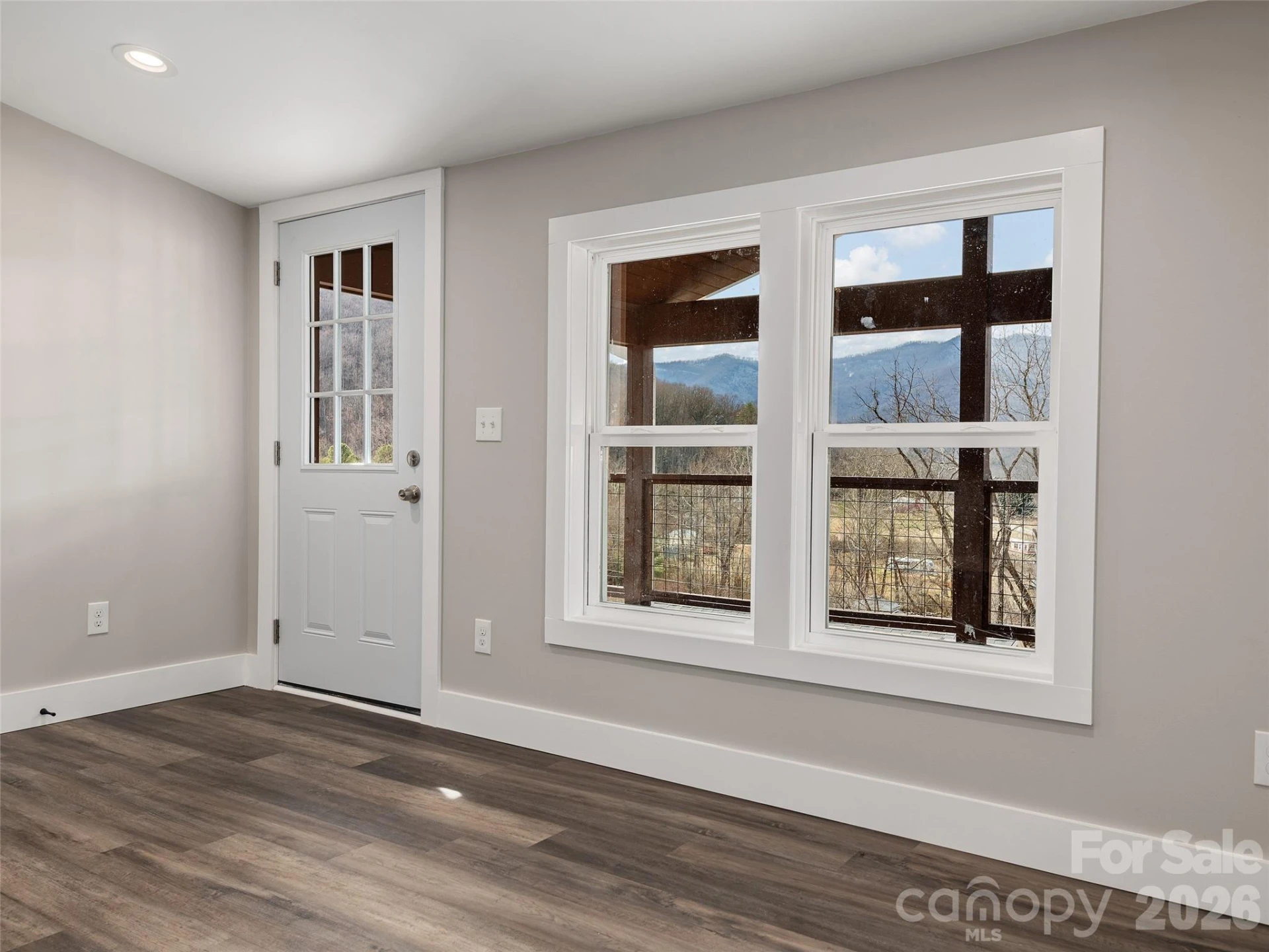 22 Honey Locust Lane - Photo 6