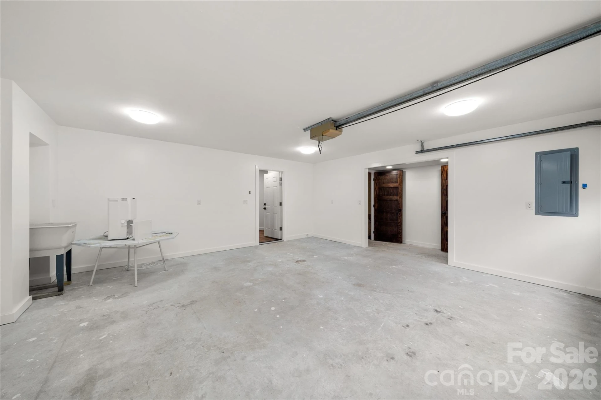 453 Friendly Acres Drive - Photo 40