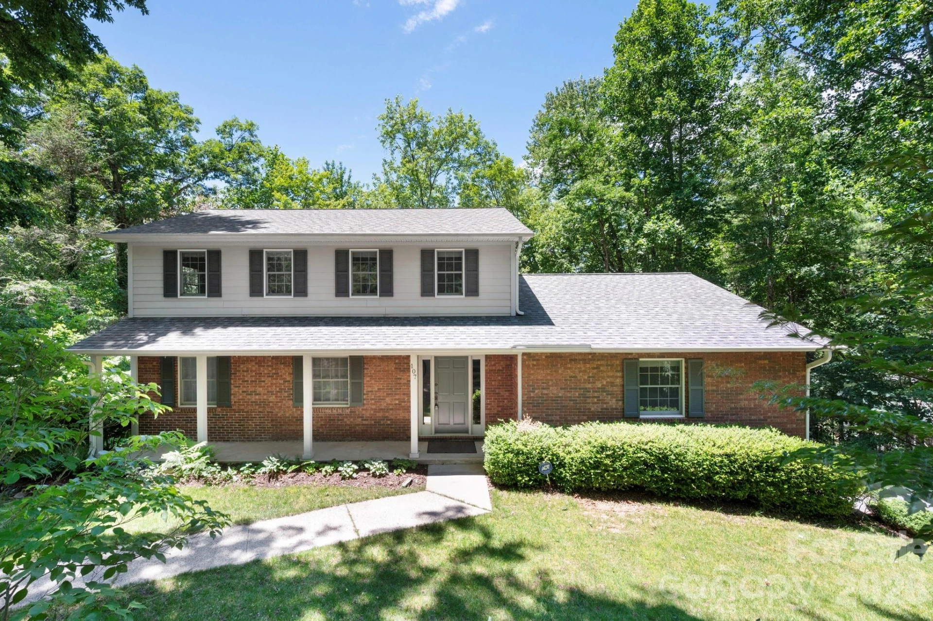 107 Ballantree Drive - Photo 2