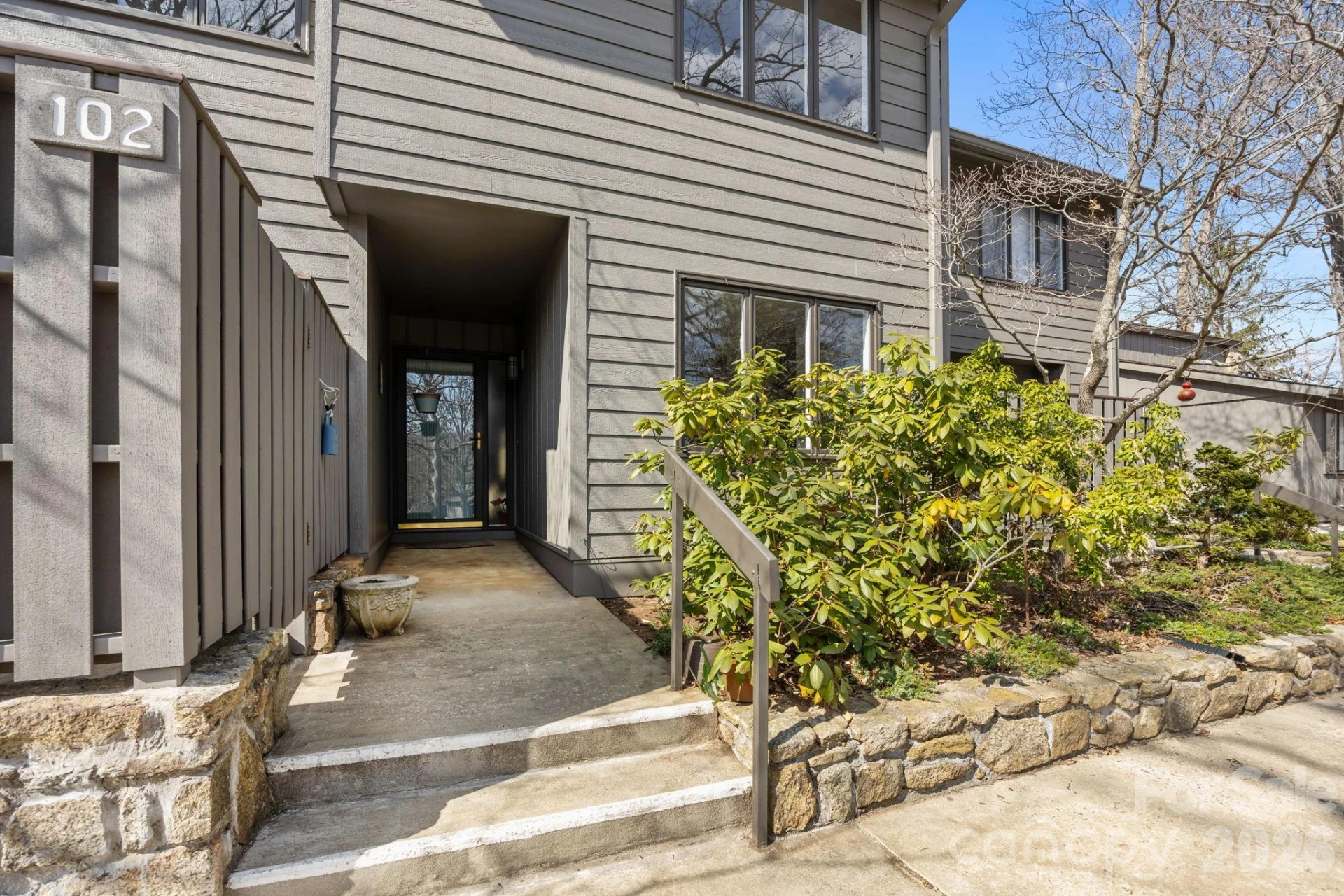 102 Crowfields Drive