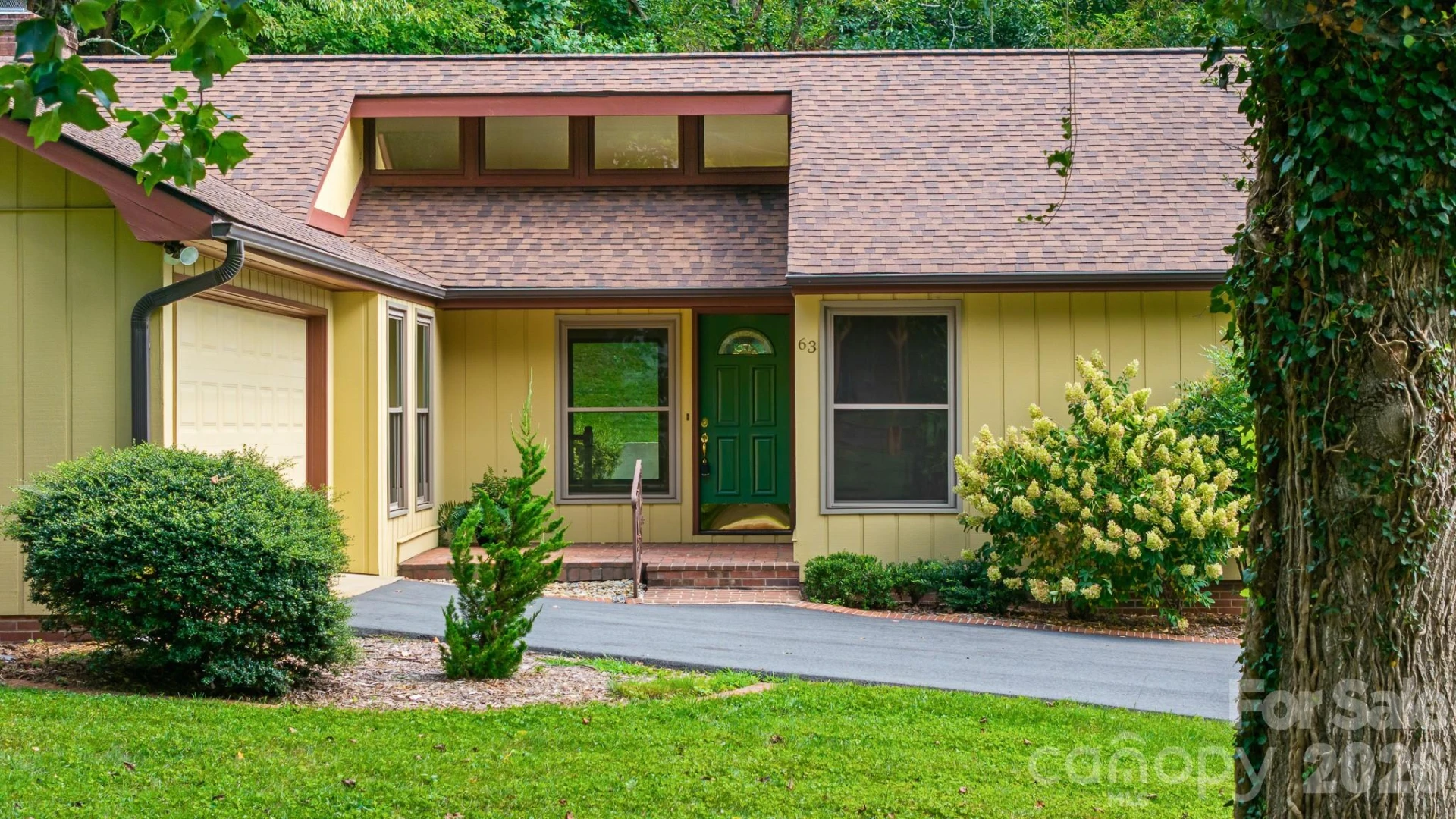 63 Pinecroft Road - Photo 3