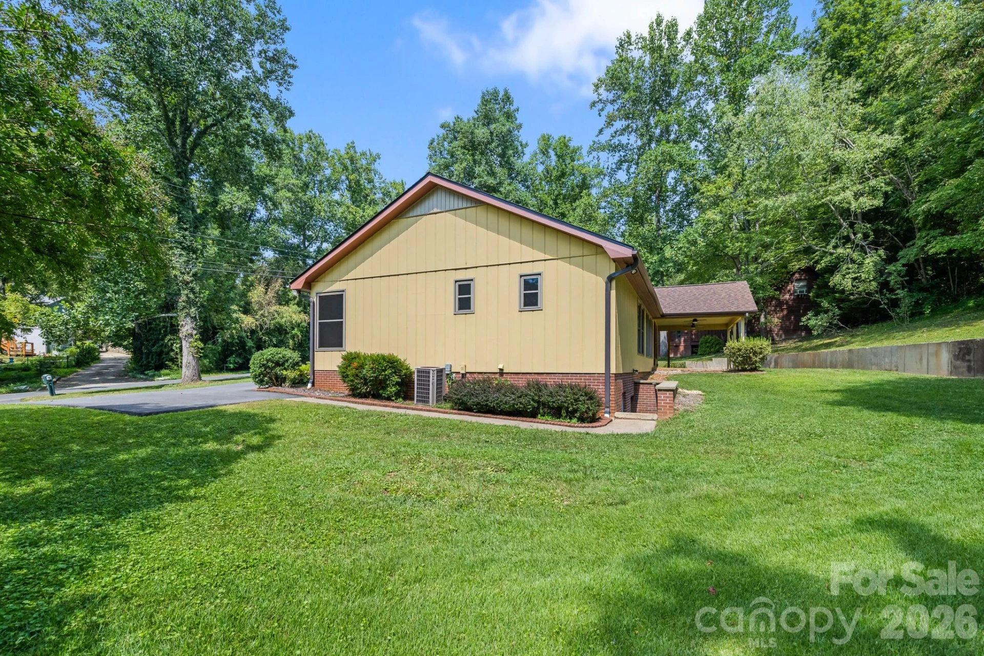 63 Pinecroft Road - Photo 8