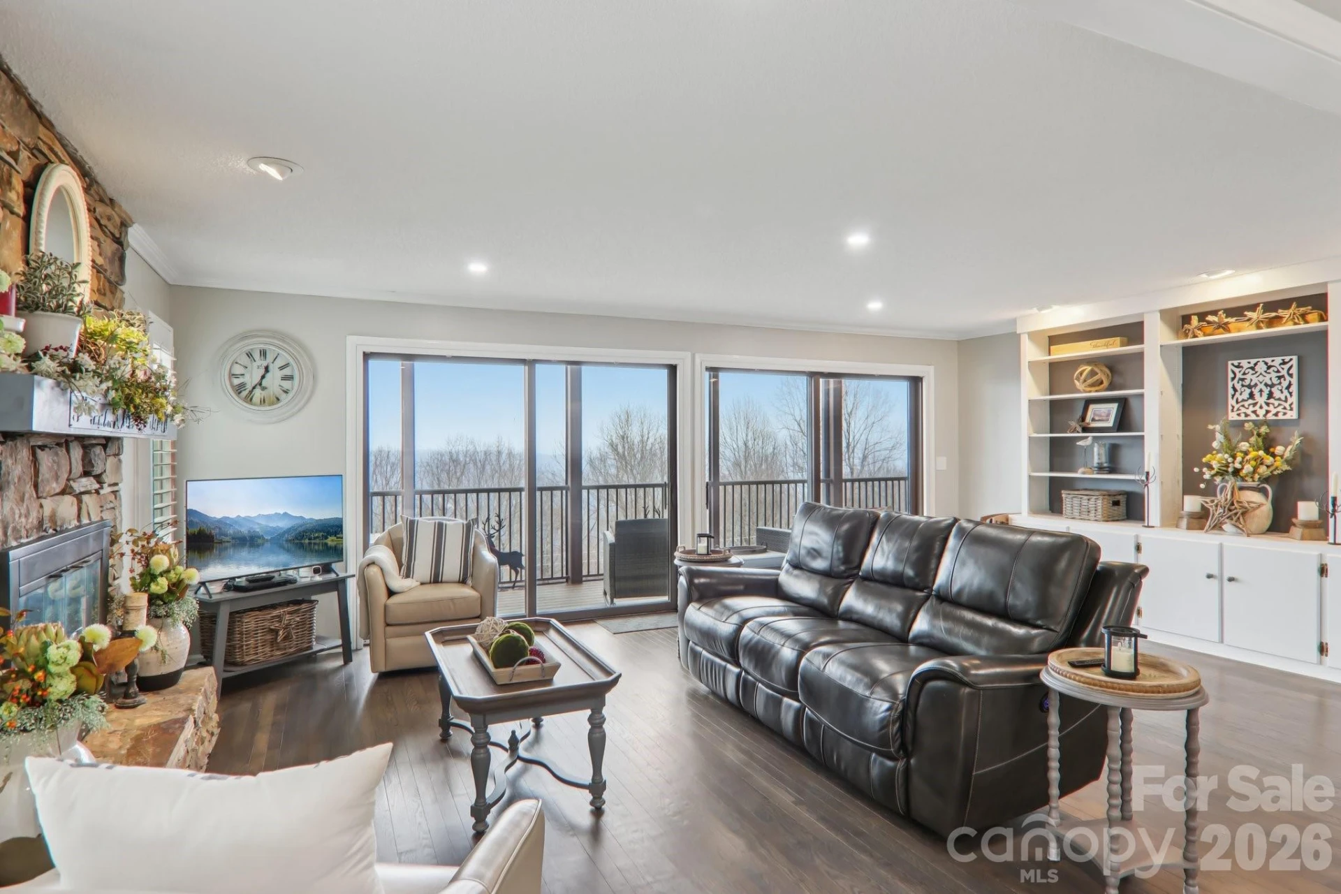 1601 Fleetwood Plaza - Photo 3