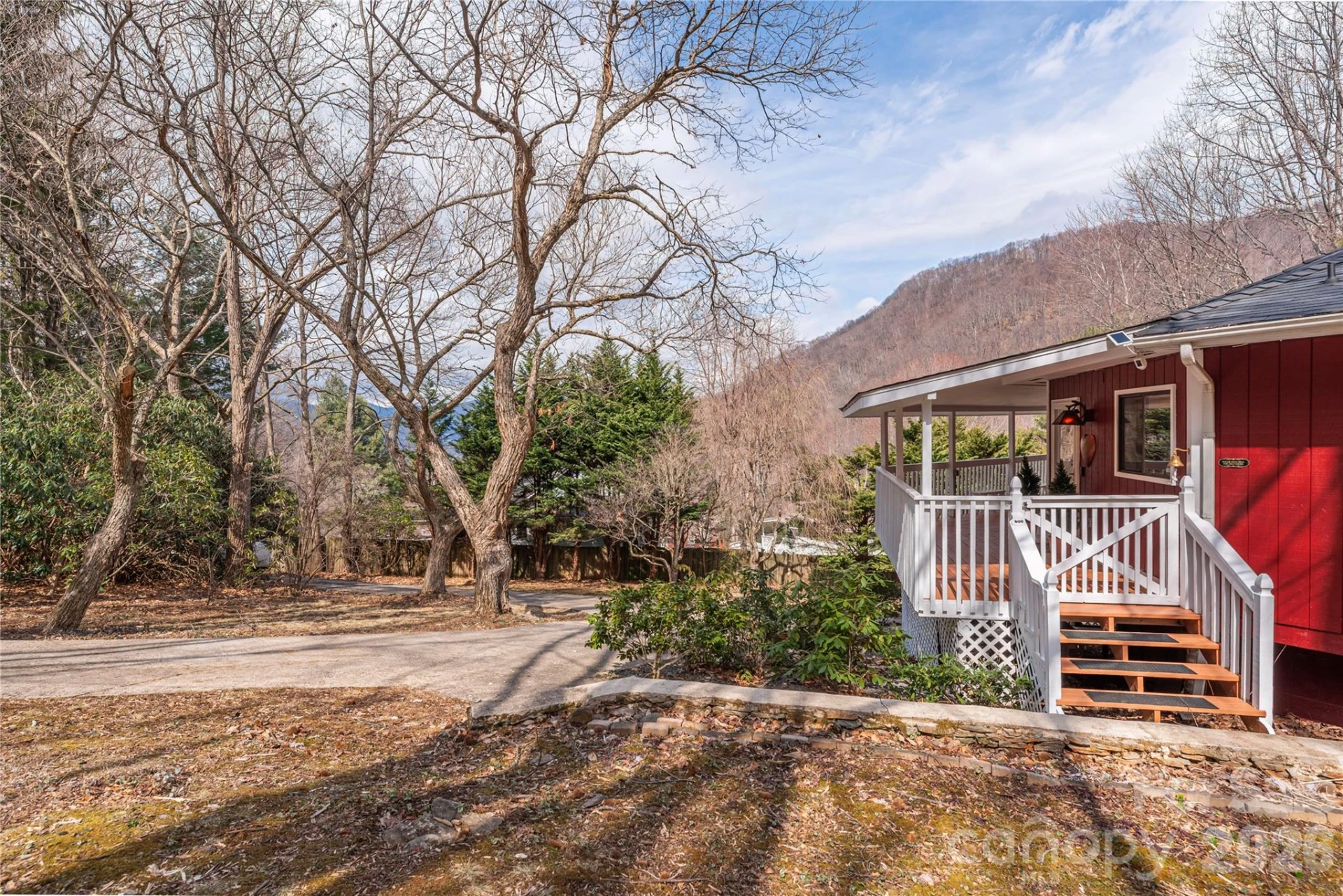 500 Apple Tree Court - Photo 2