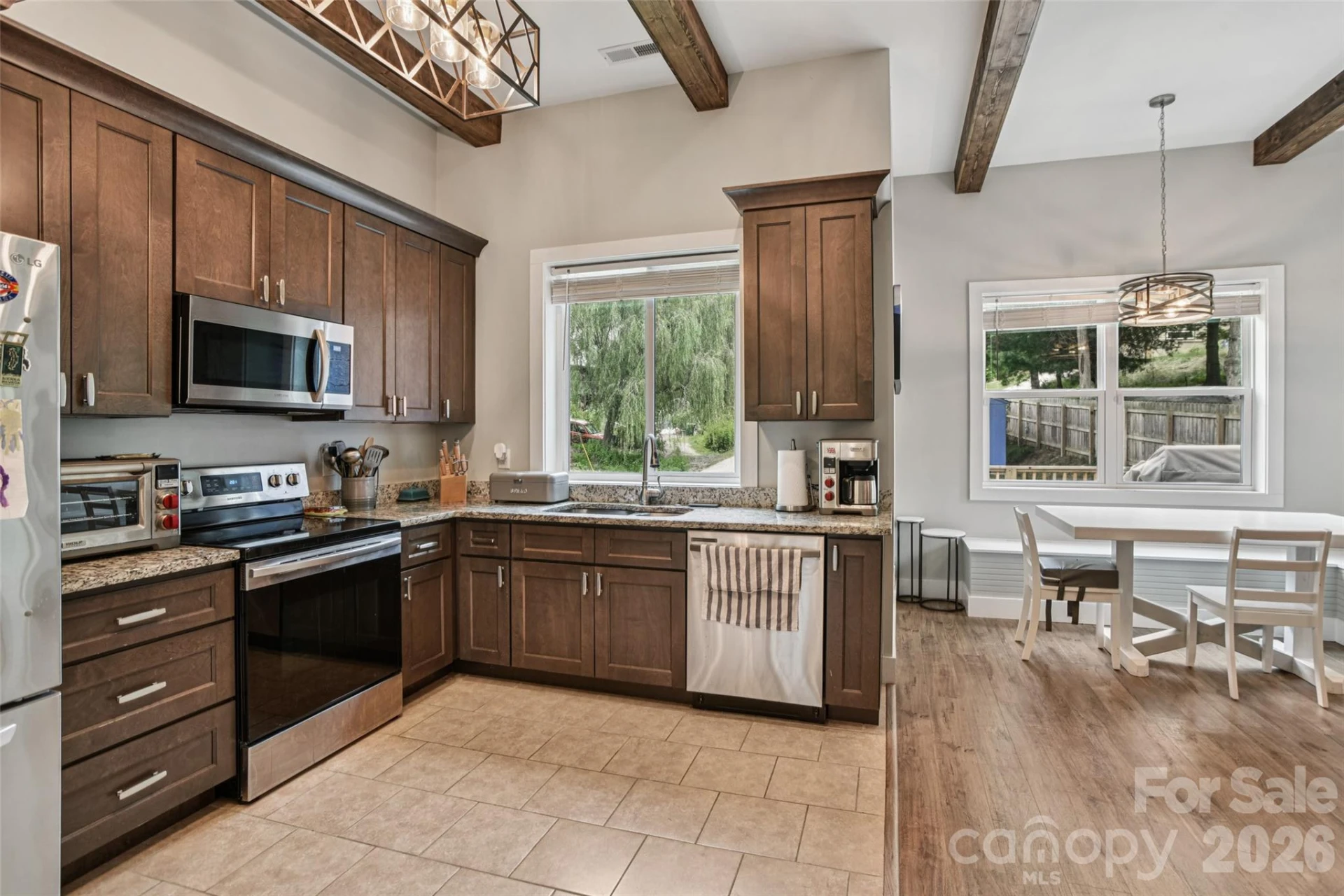 8 Apple Lane - Photo 12
