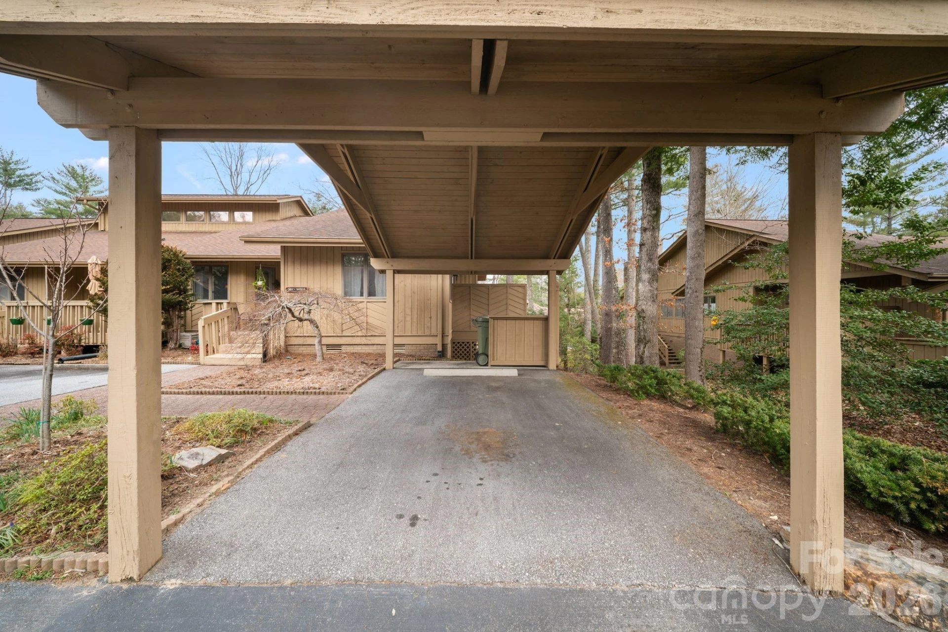 301 N Scarlet Oak Lane - Photo 31