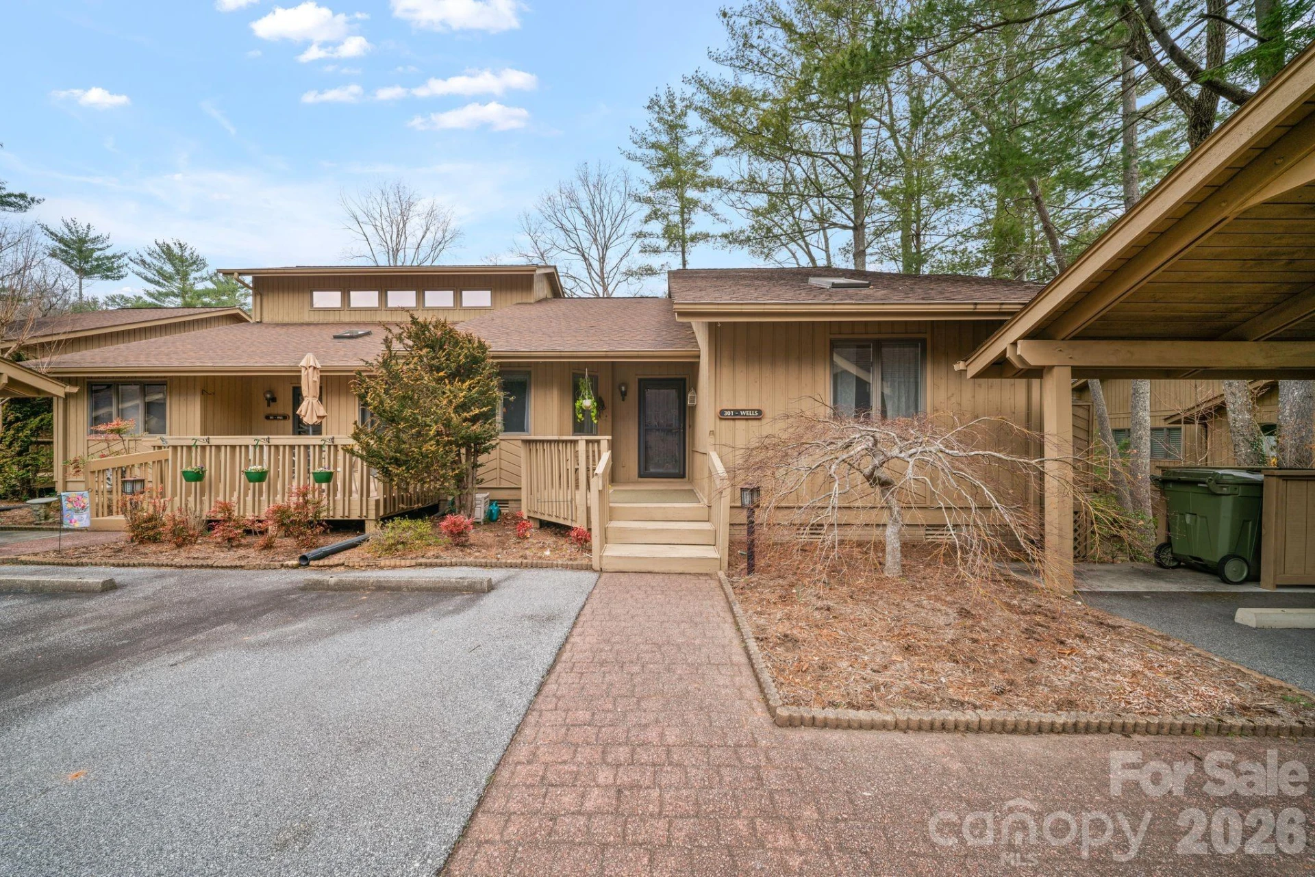 301 N Scarlet Oak Lane - Photo 33