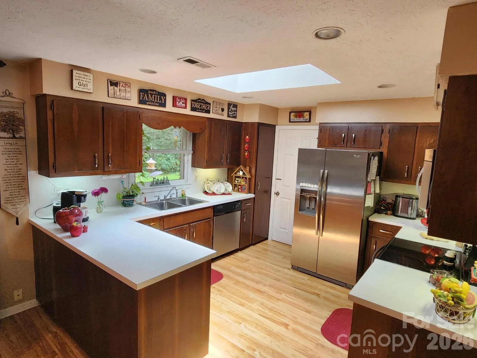 106 E Laurel Lane - Photo 16