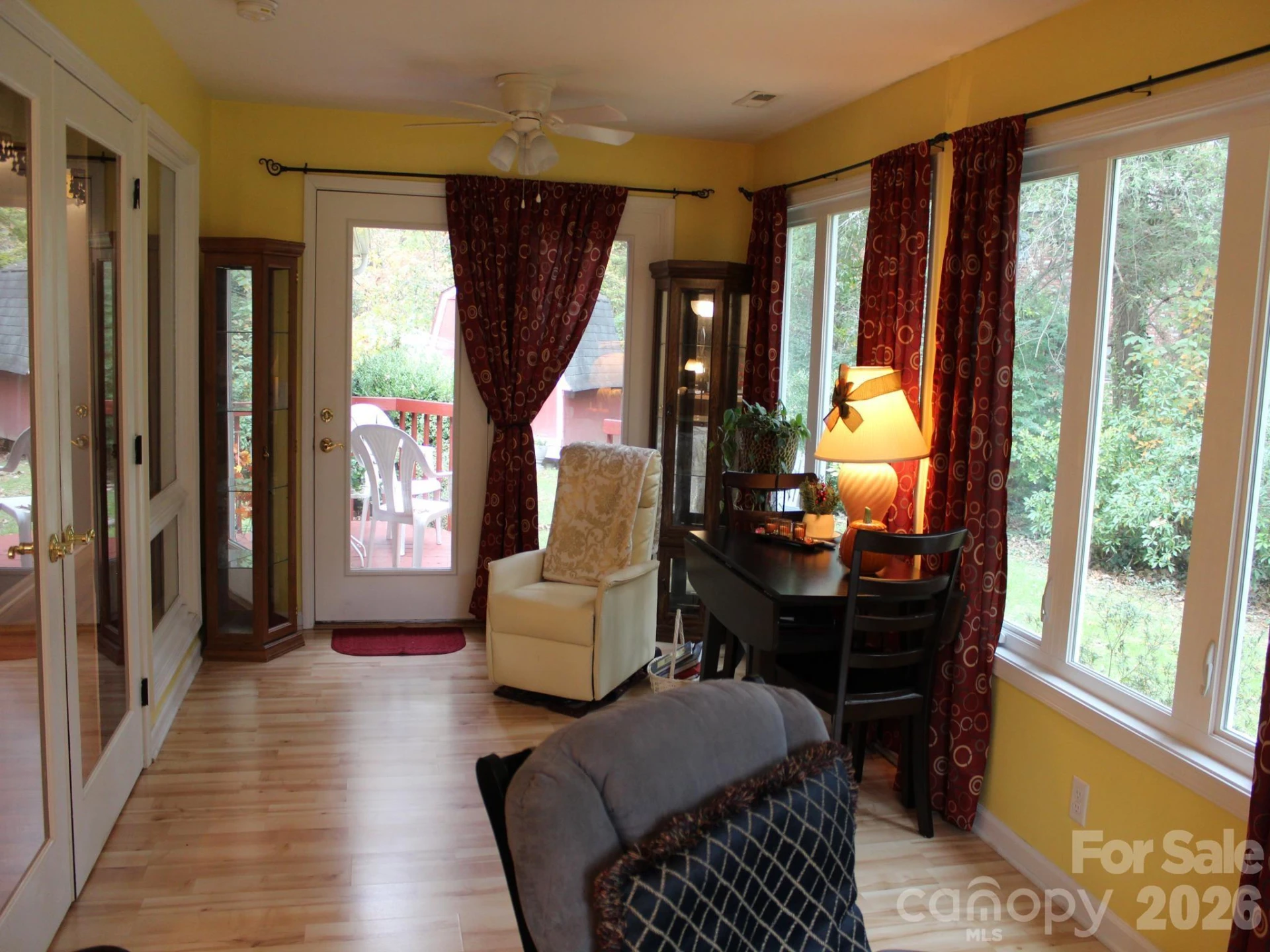 106 E Laurel Lane - Photo 18