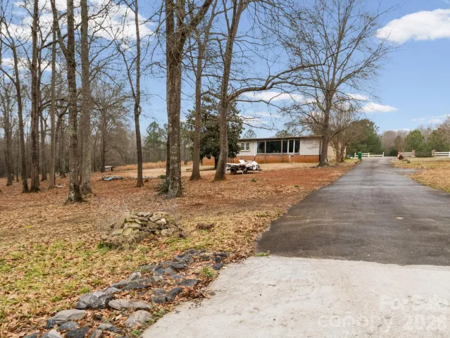 166 Fleece Lane, Mooresboro, NC, 28114