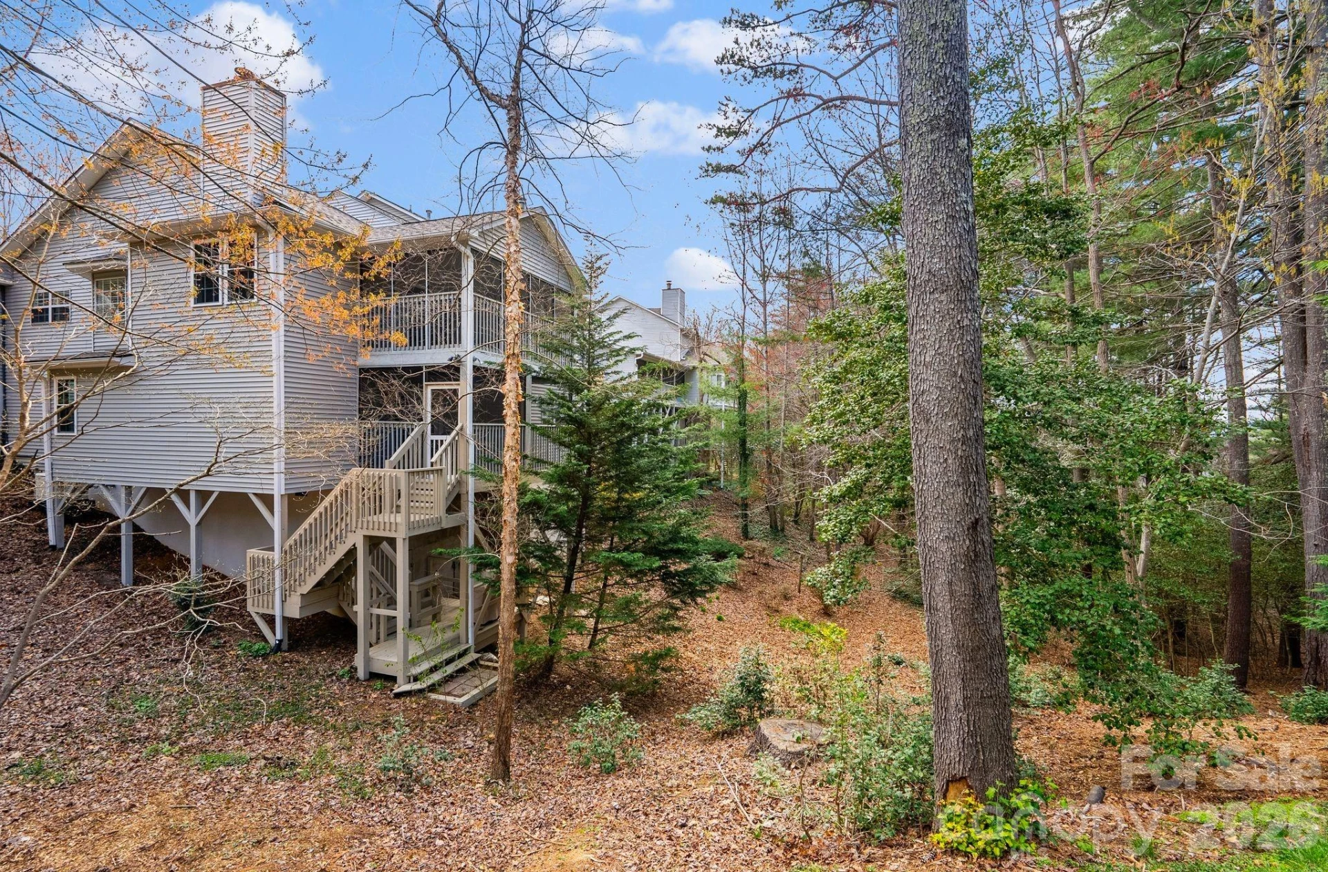 100 Thistle Knoll Court - Photo 2
