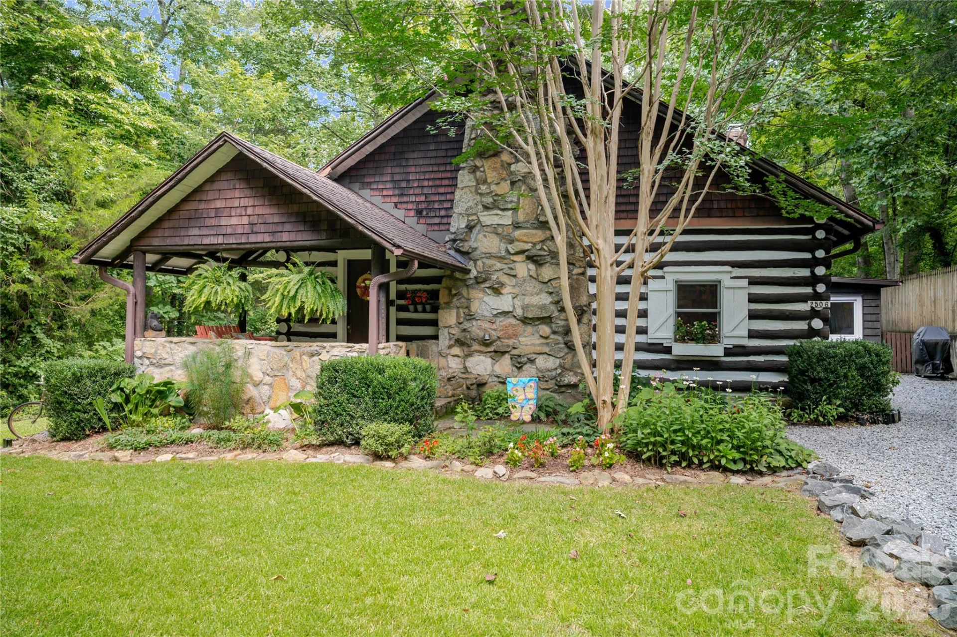 2506 Anders Drive - Photo 2