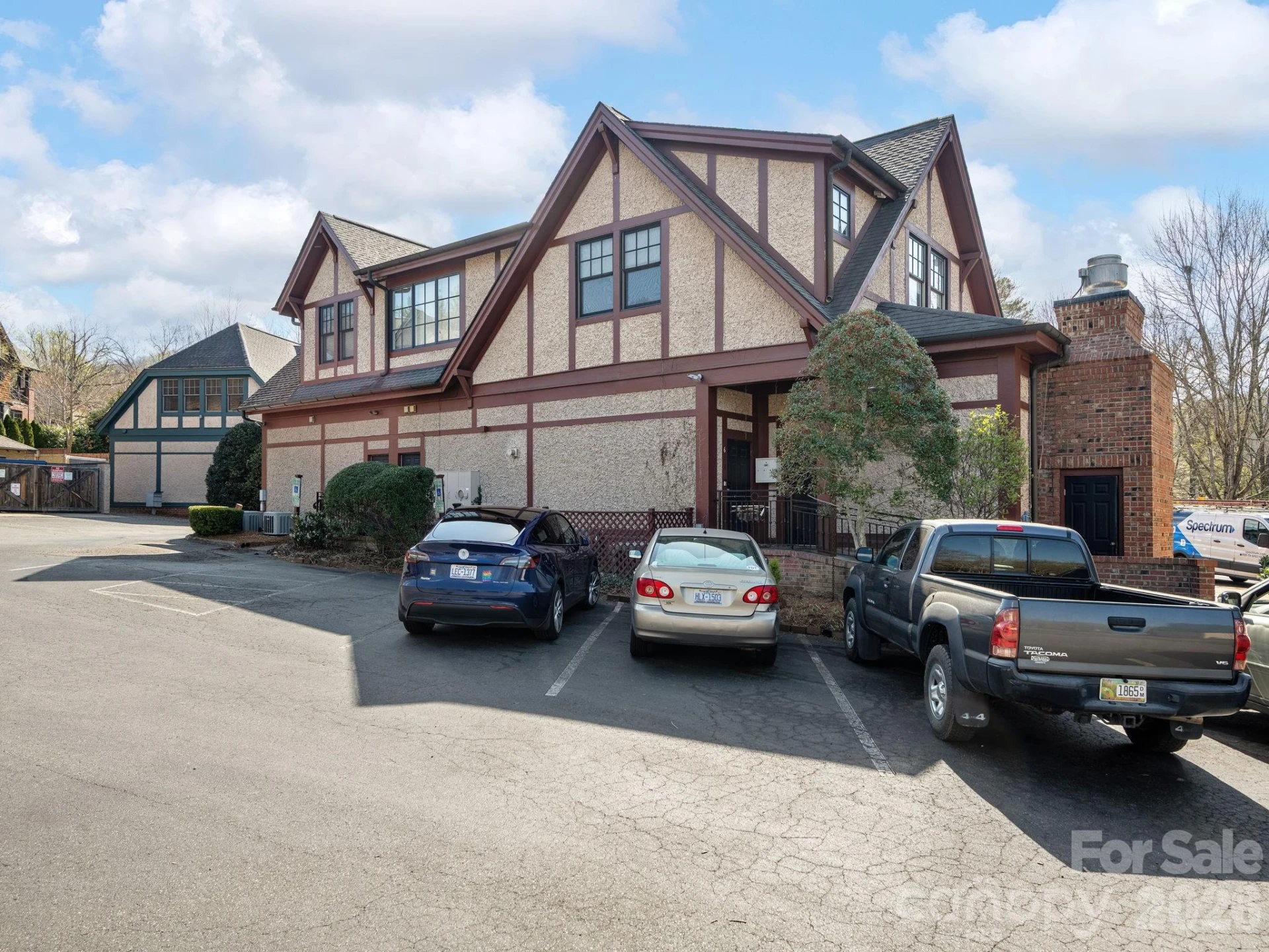 2 E Market Street - Photo 10