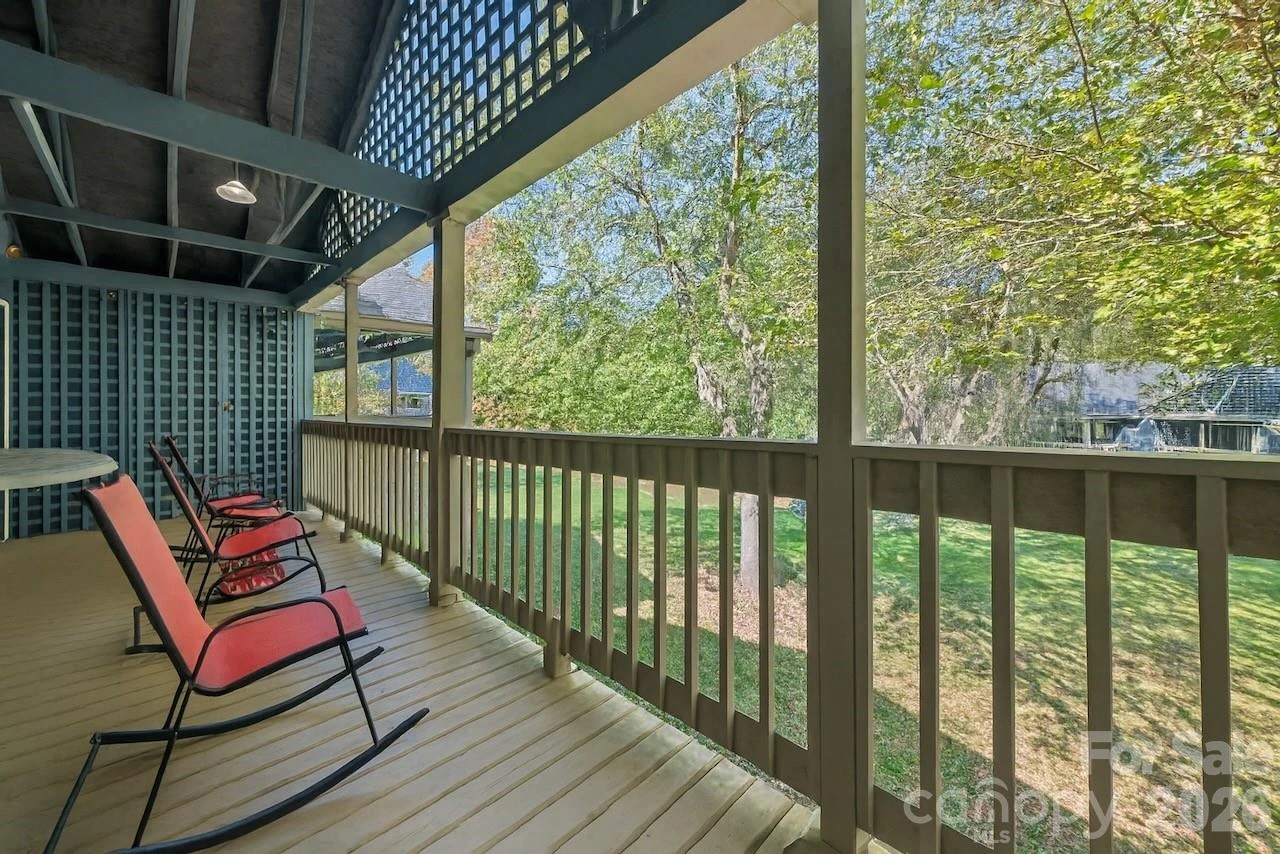 109 Tri Vista Drive #5 - Photo 3