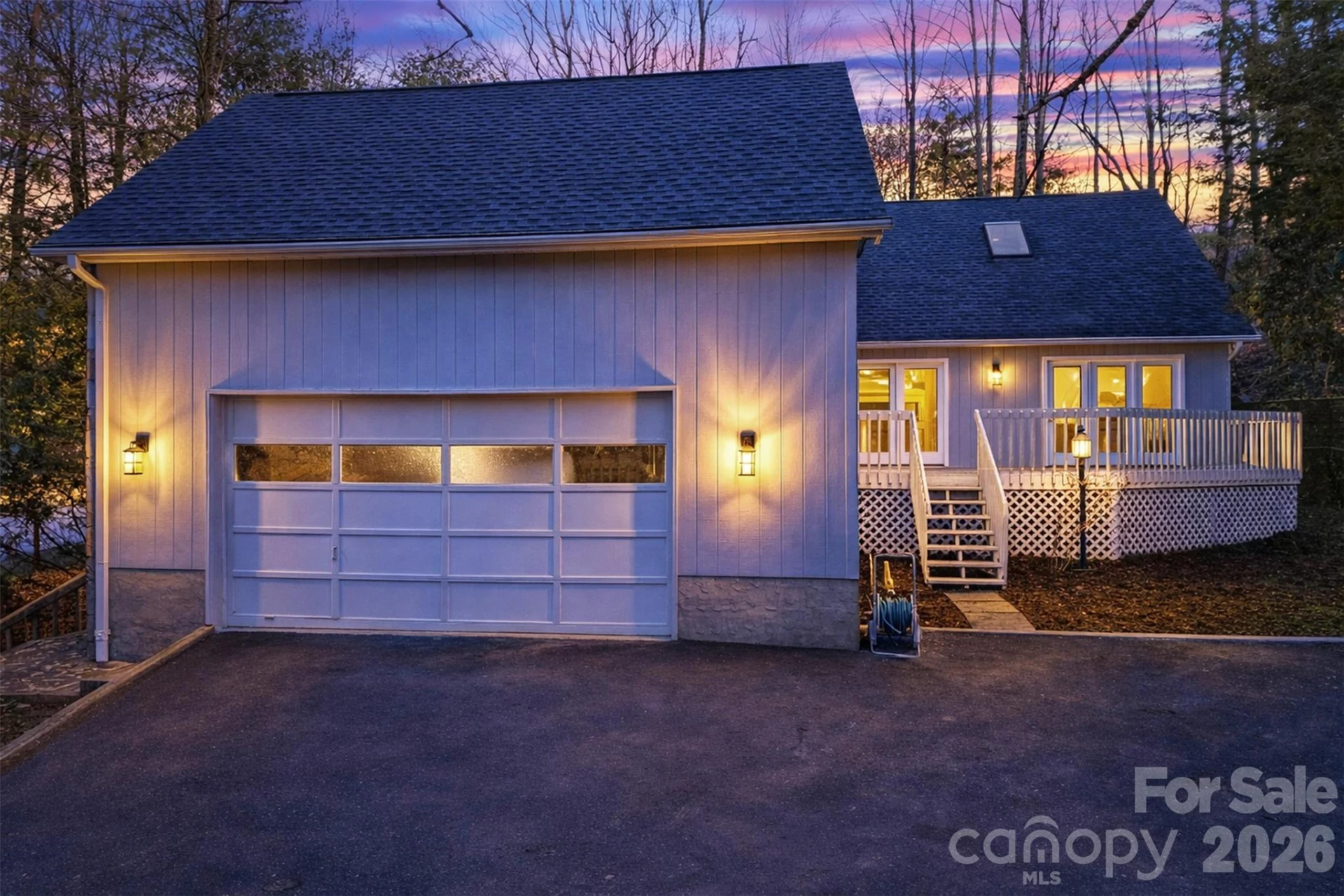 3814 Connestee Trail