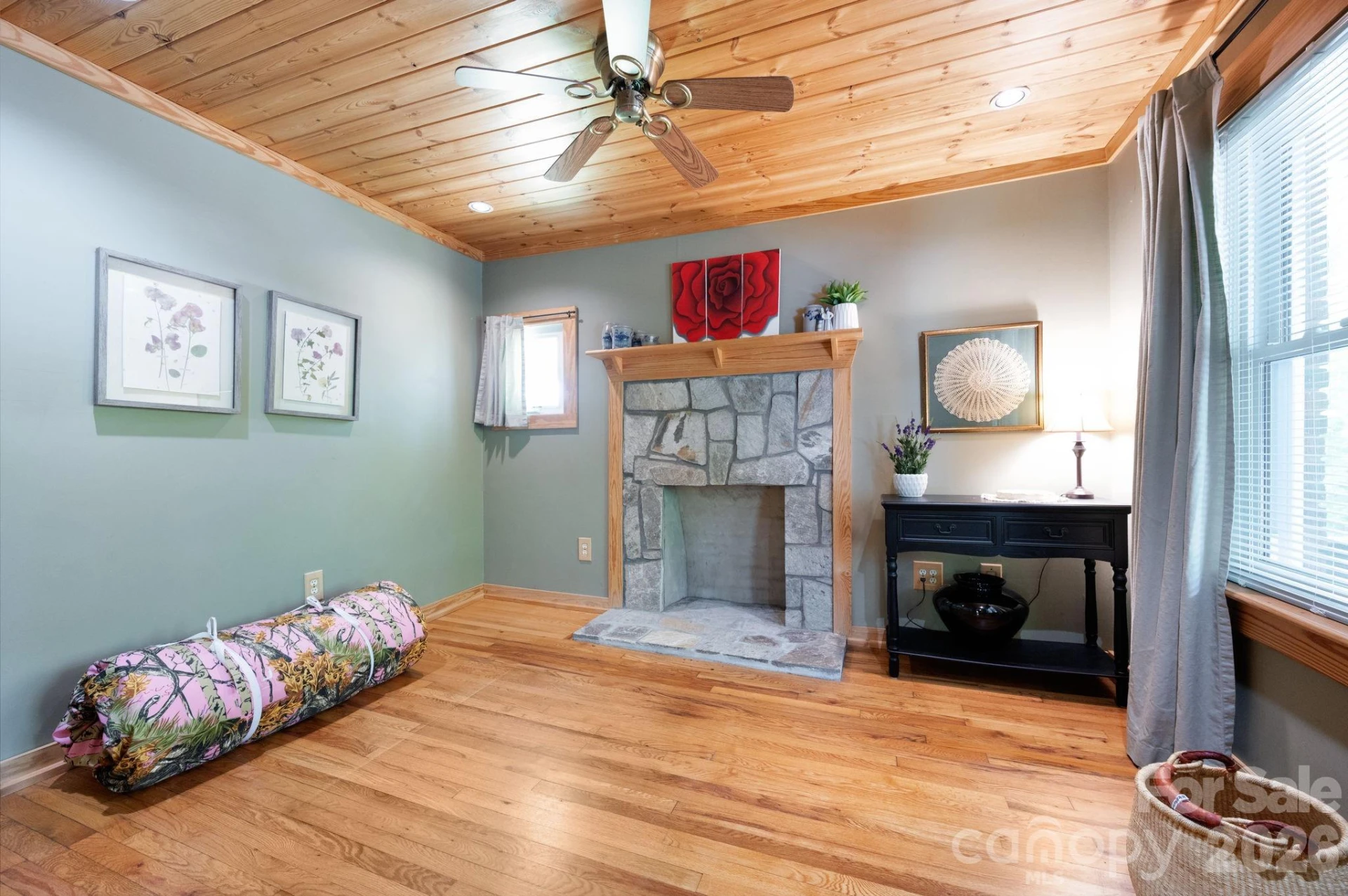 90 Jonestown Road - Photo 4