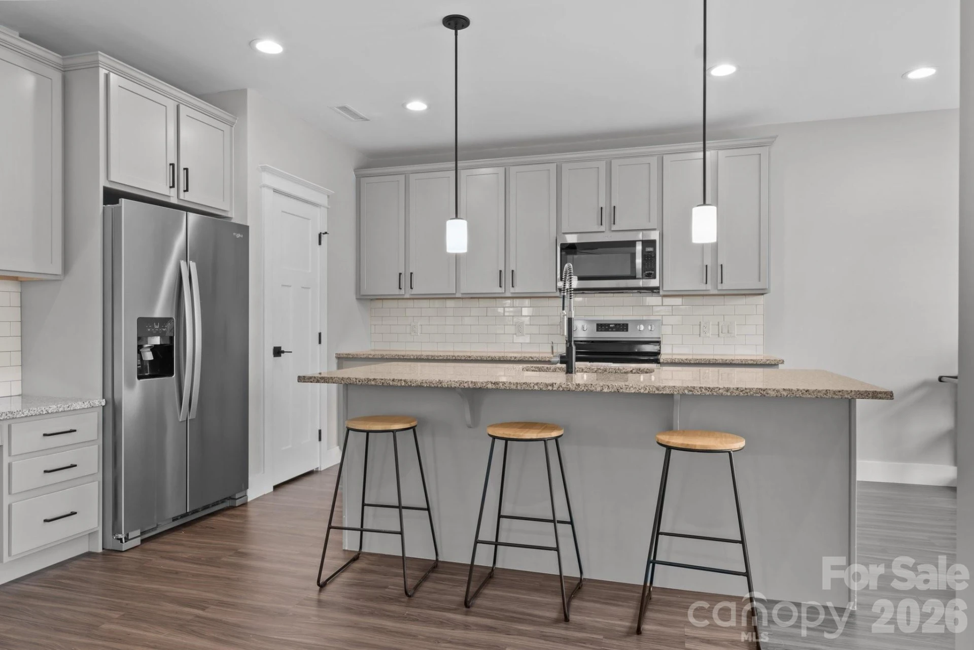 1112 Blueview Drive - Photo 8
