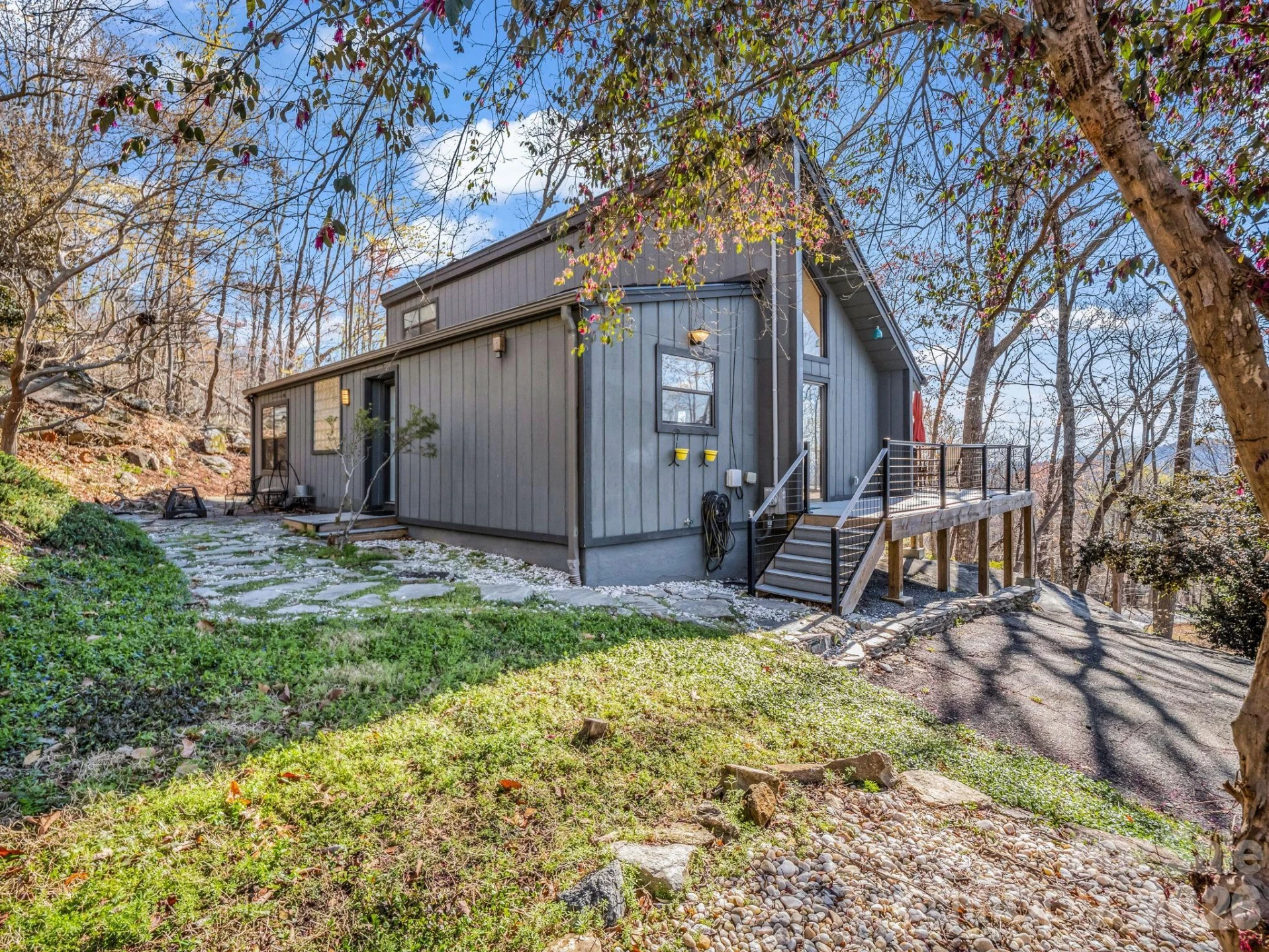 456 Youngs Mountain Drive - Photo 4