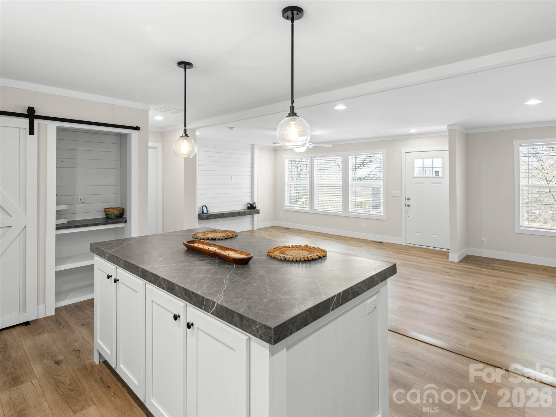512 Hutch Mountain Road - Photo 7