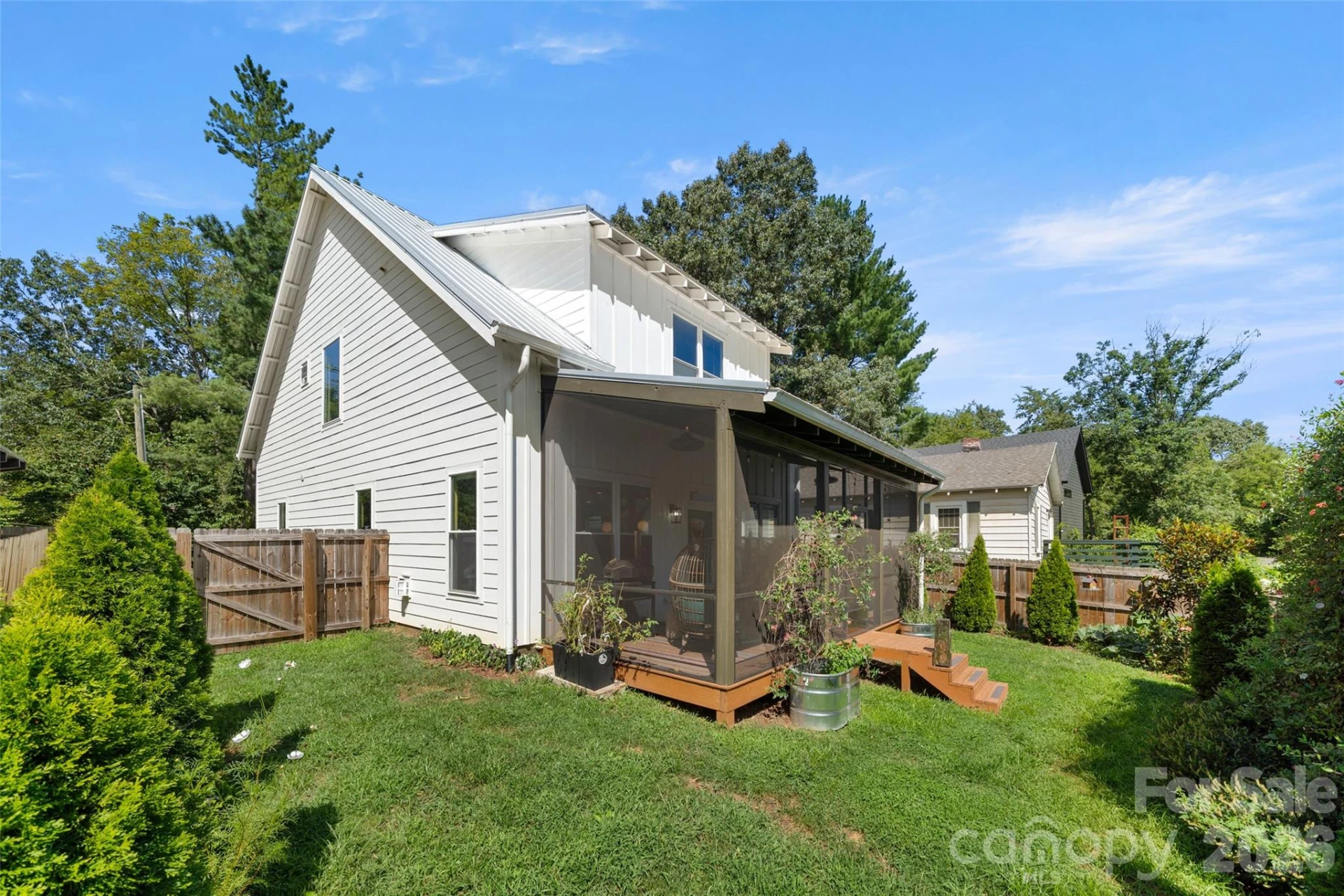 21 Boyd Avenue - Photo 17