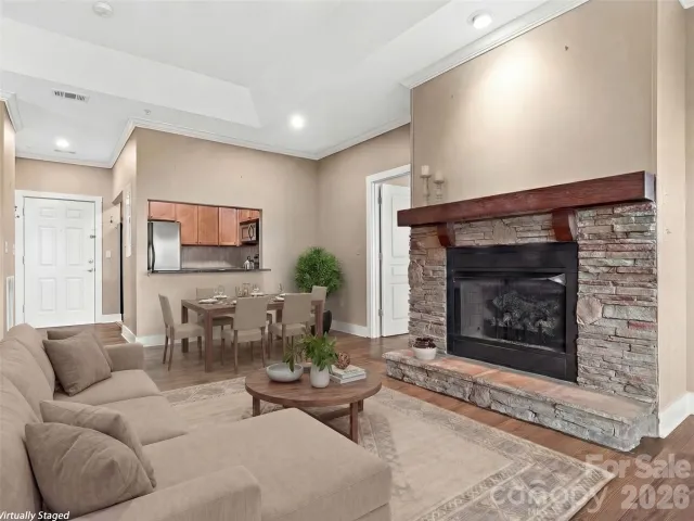 9 Kenilworth Knoll