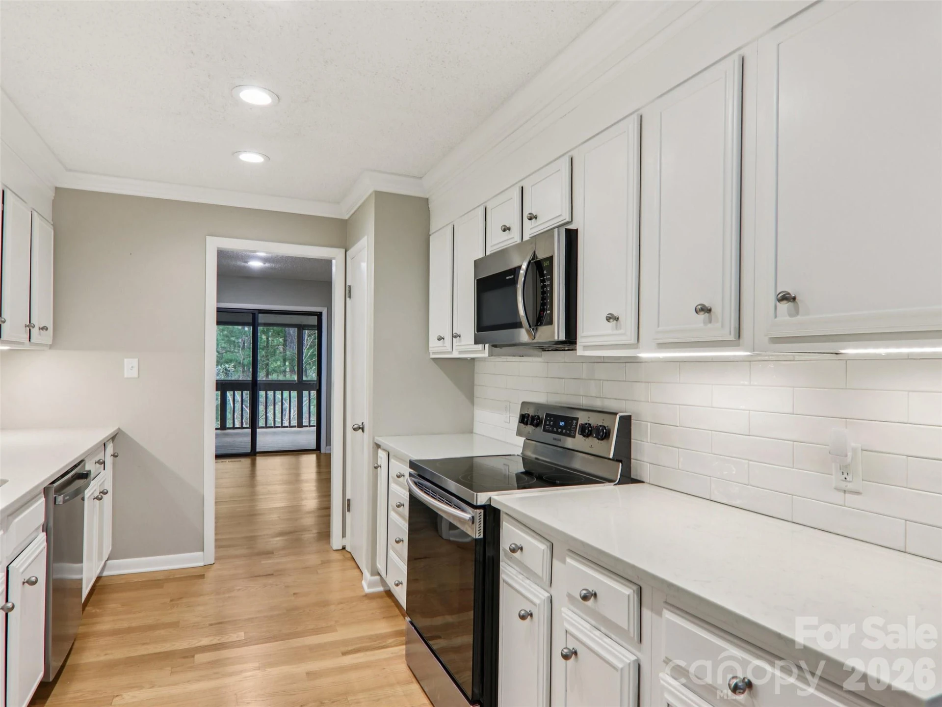 457 Crowfields Drive #6 - Photo 5