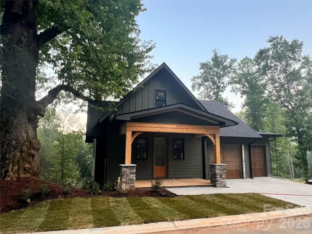 51 Bear Tree Cove, Canton, NC, 28716