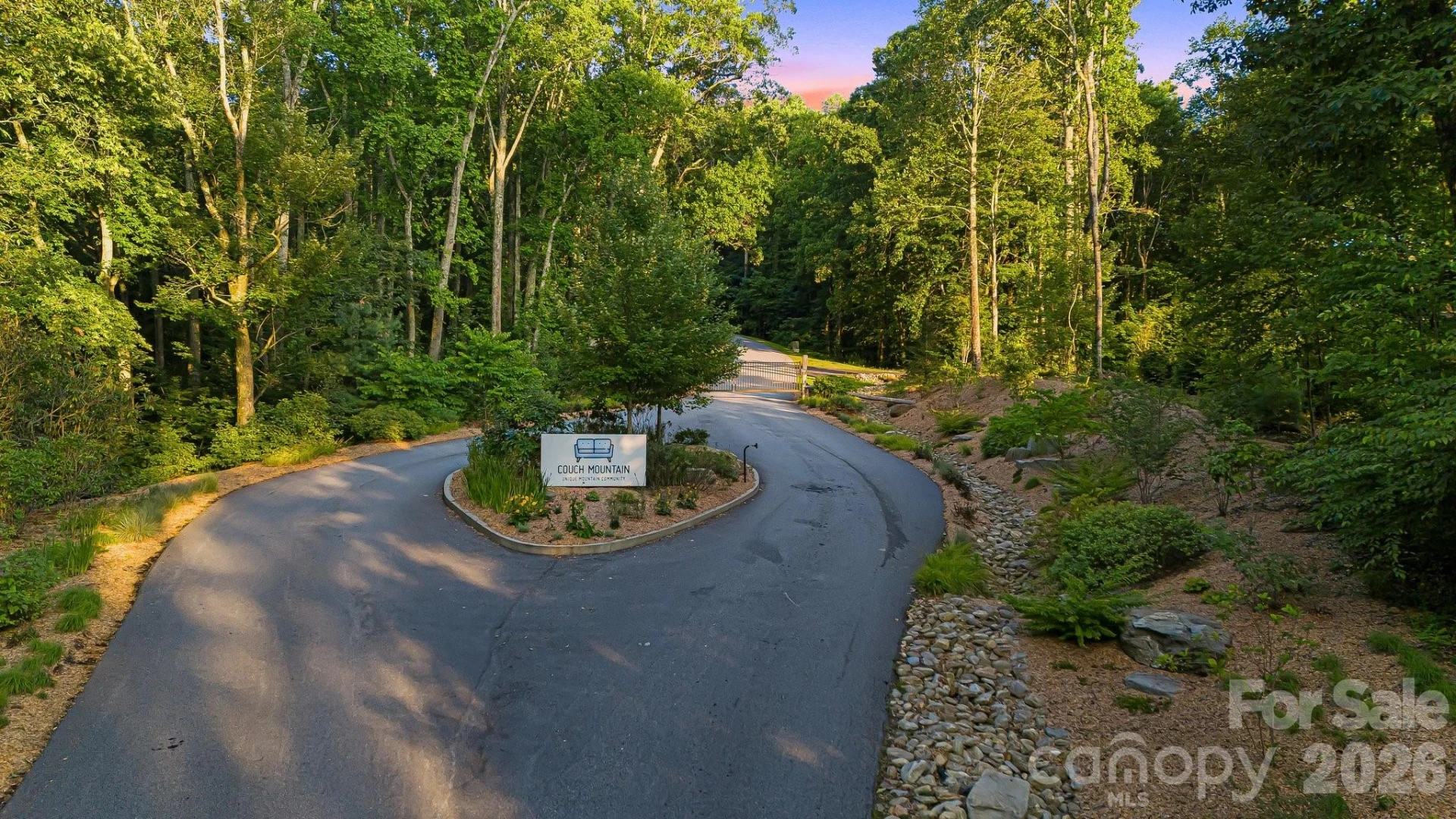 198 Mossy Rock Way #10 - Photo 4