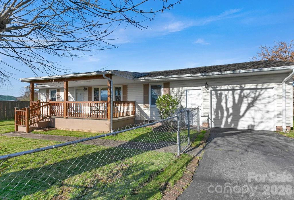 34 Sunset Drive - Photo 2