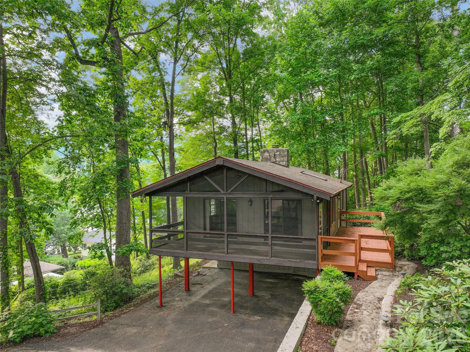 436 Crum Drive - Photo 3