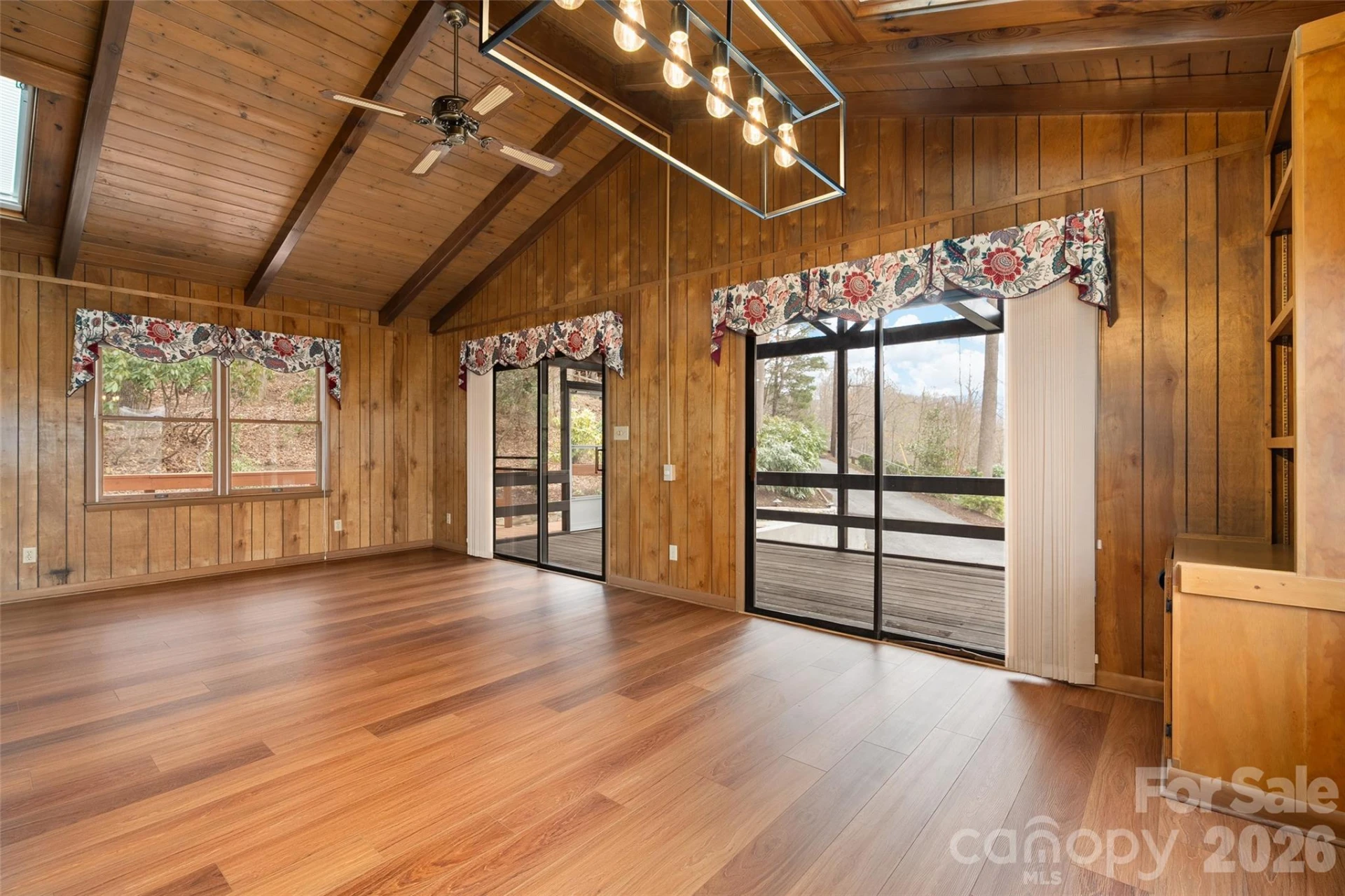 436 Crum Drive - Photo 15