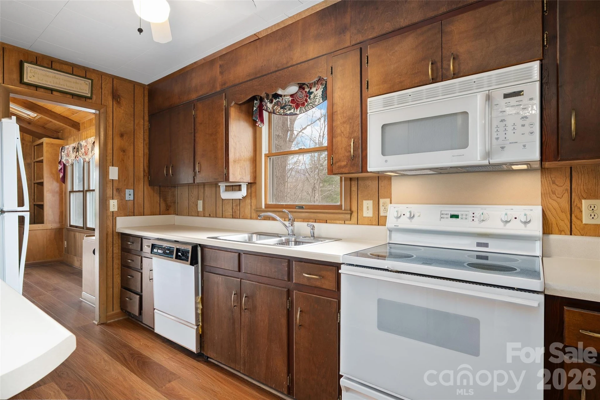 436 Crum Drive - Photo 14