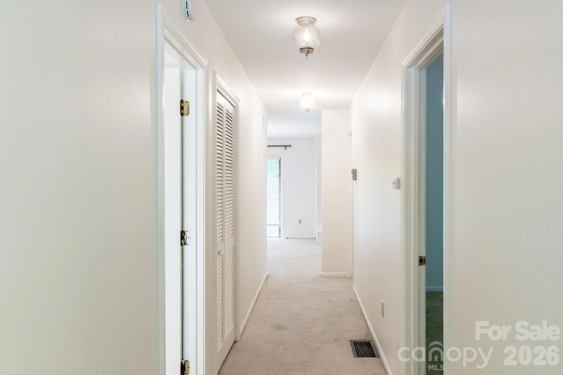 17 Knoll Drive - Photo 3