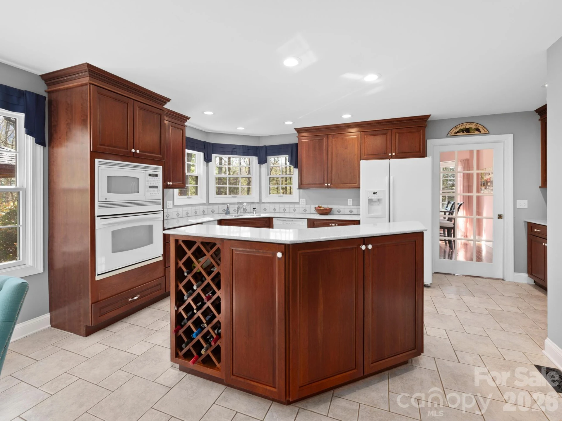 223 Fairway Terrace - Photo 8