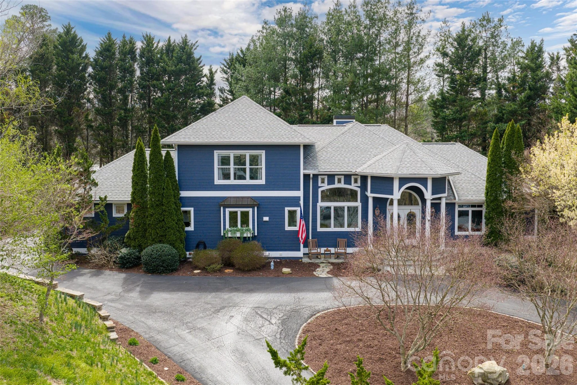 6 Oxford Court - Photo 3