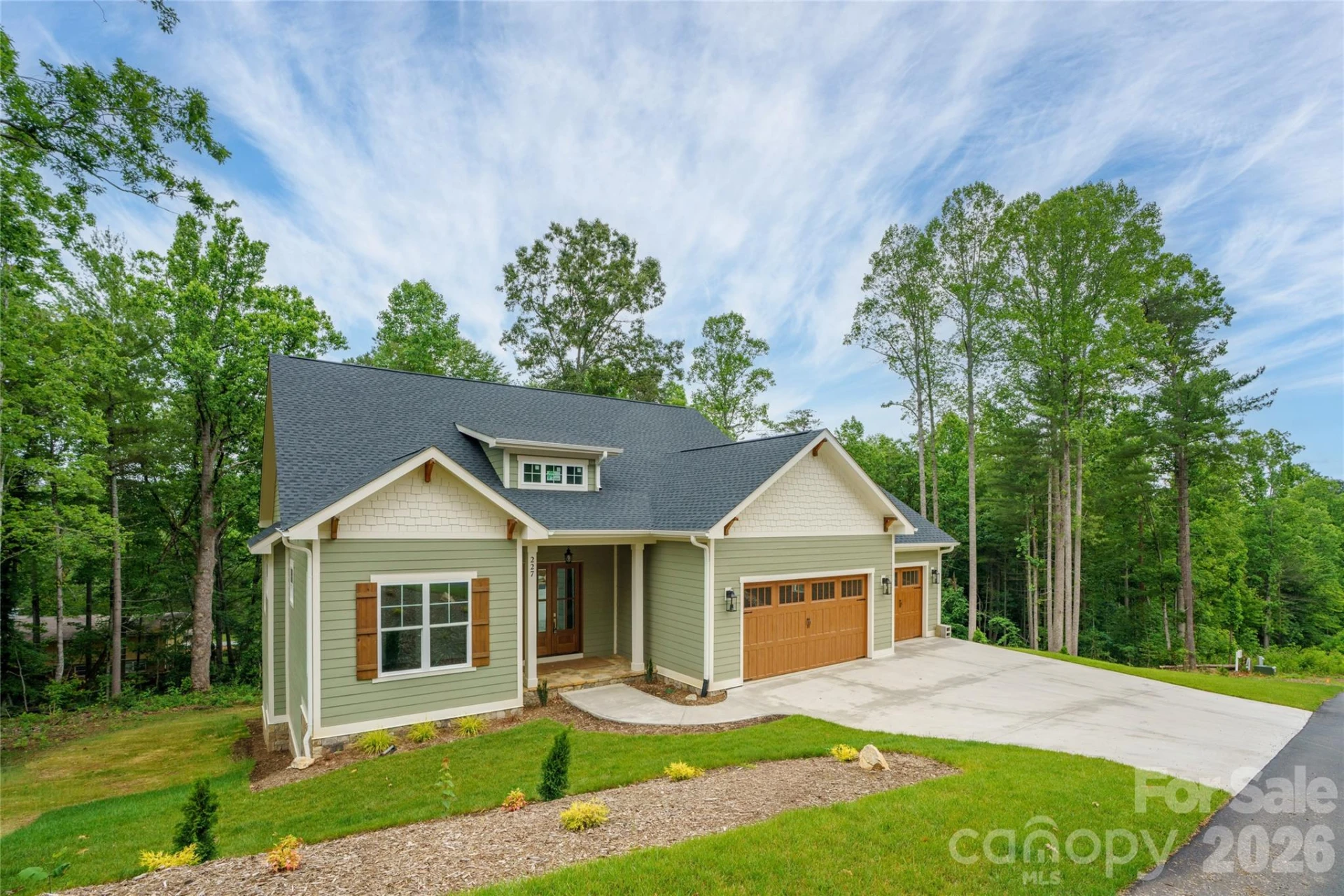 227 Northview Drive - Photo 2