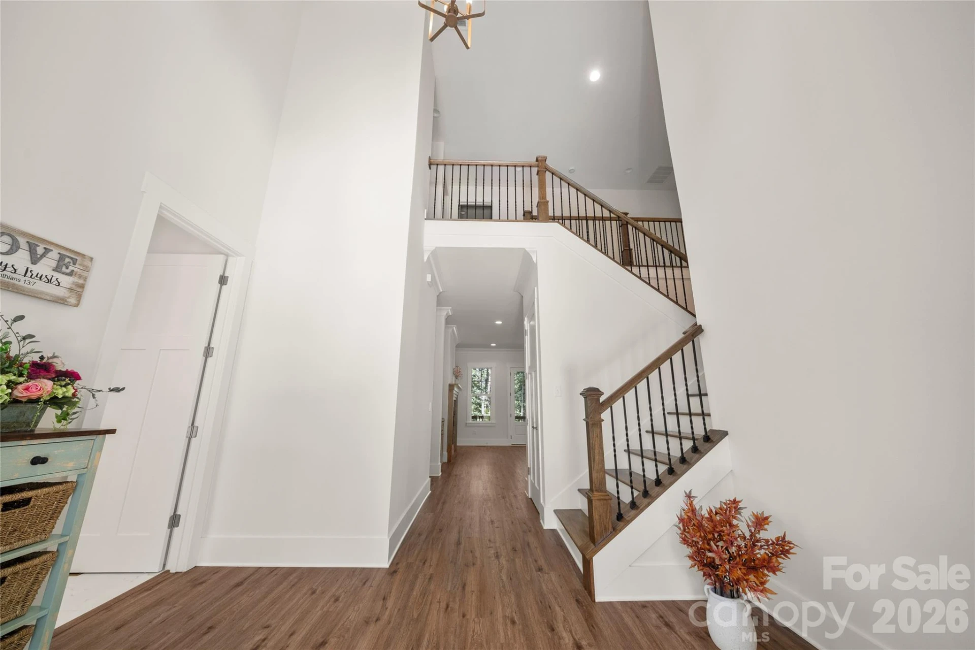 227 Northview Drive - Photo 3
