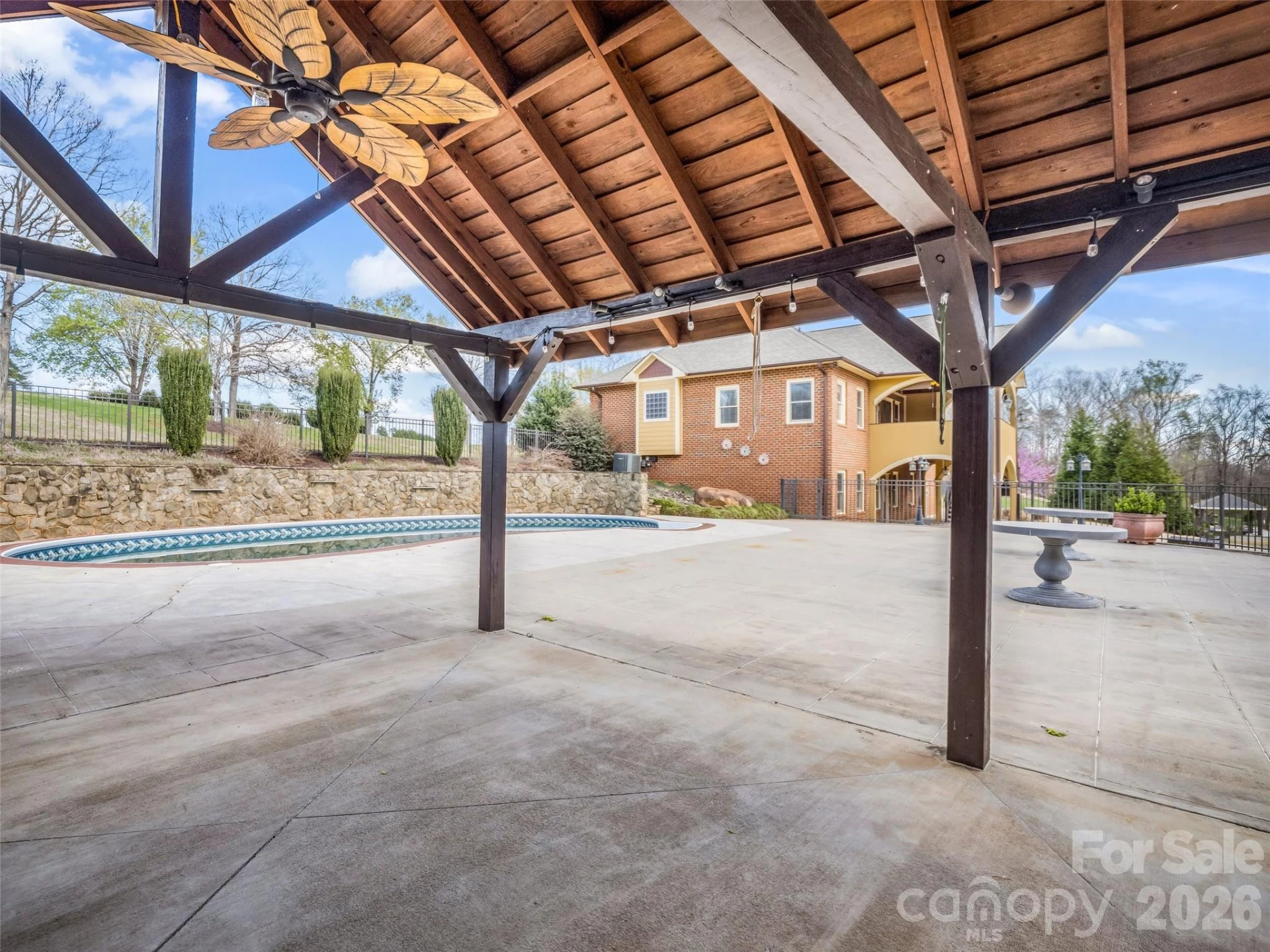 148 Fairway Drive - Photo 7