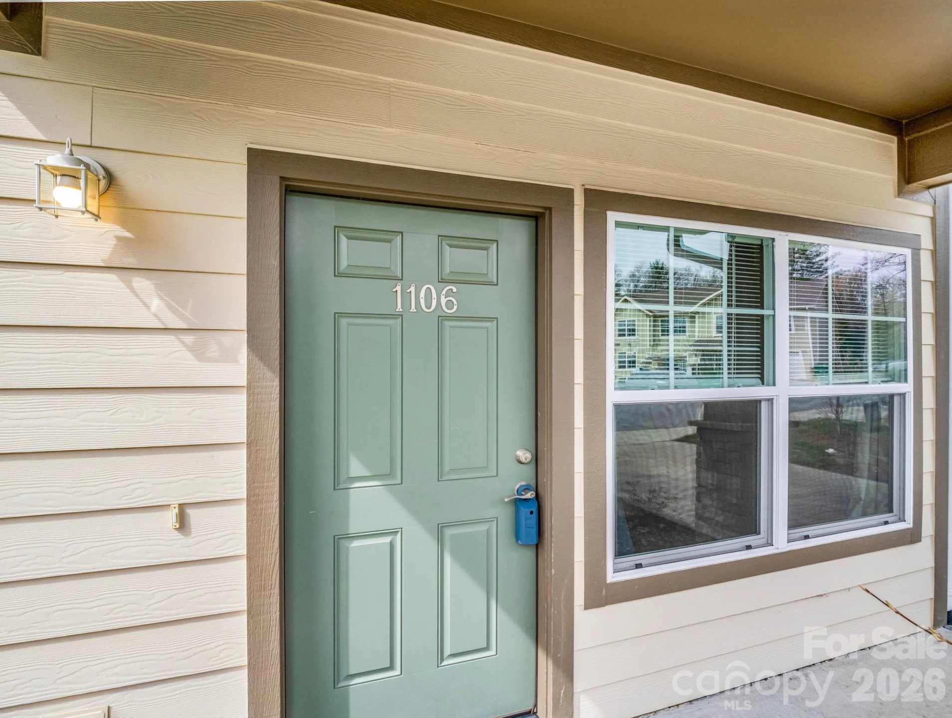 1106 Lynwood Forest Road - Photo 3