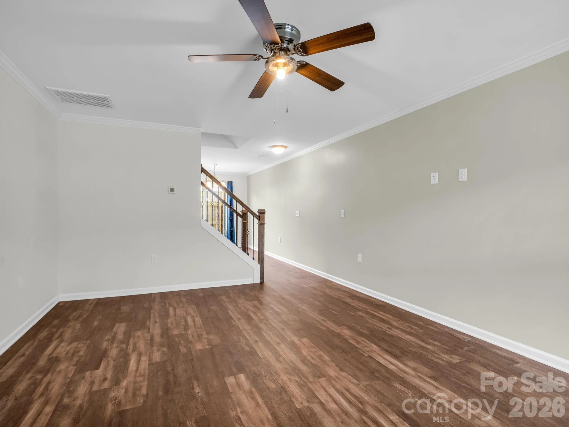 1106 Lynwood Forest Road - Photo 4