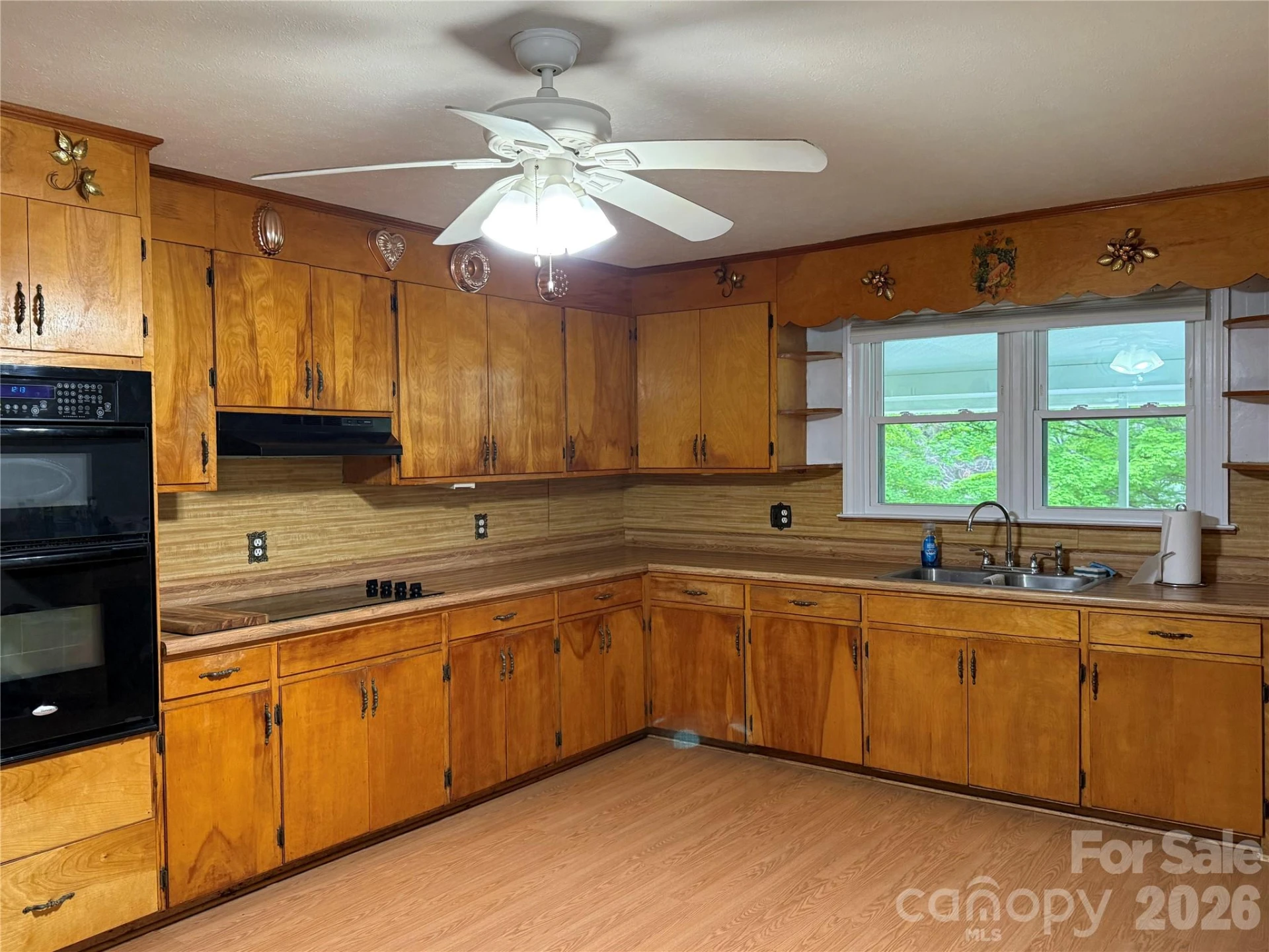 44 Tuttle Road - Photo 18
