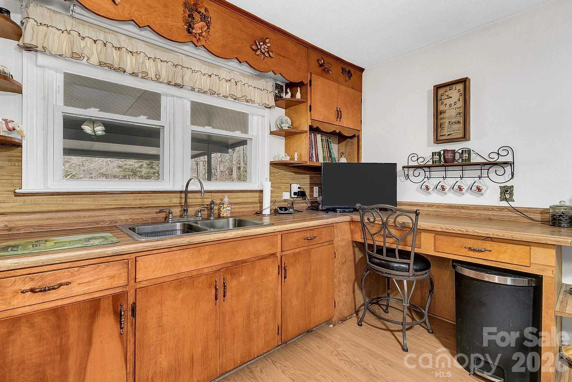 44 Tuttle Road - Photo 20