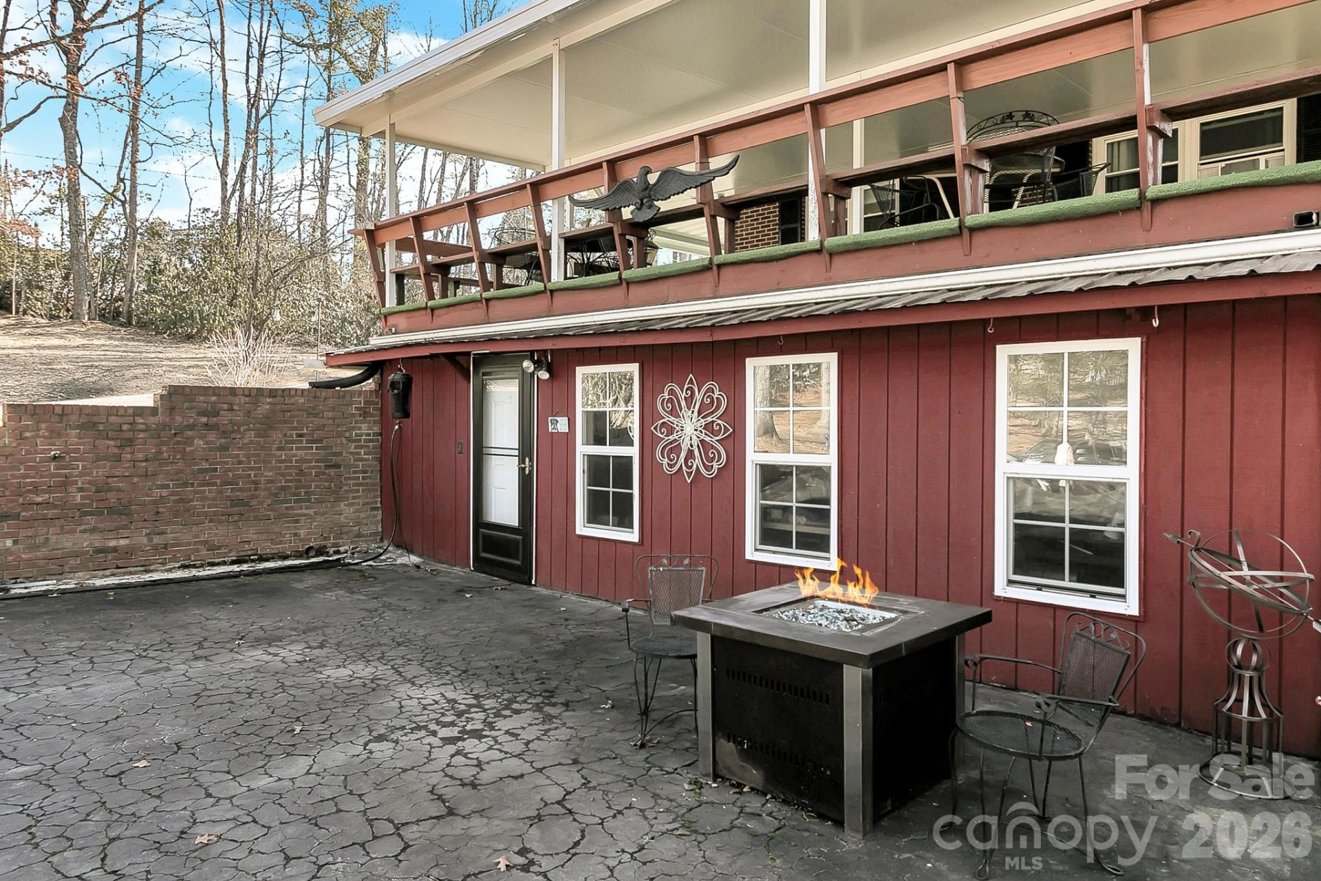44 Tuttle Road - Photo 8