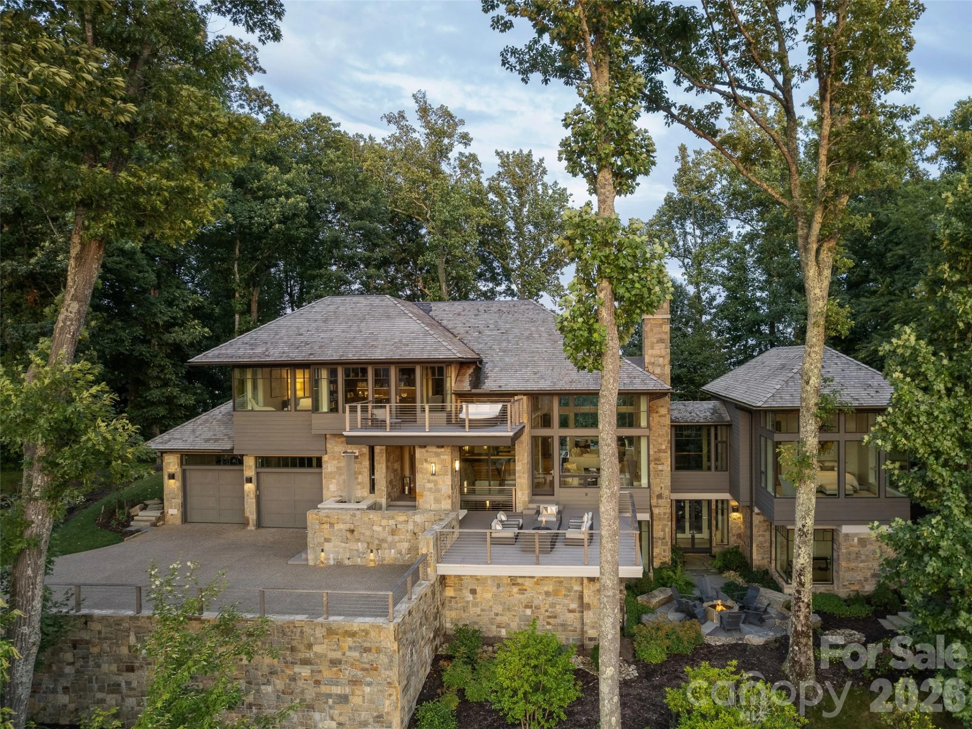8 Deer Grass Court