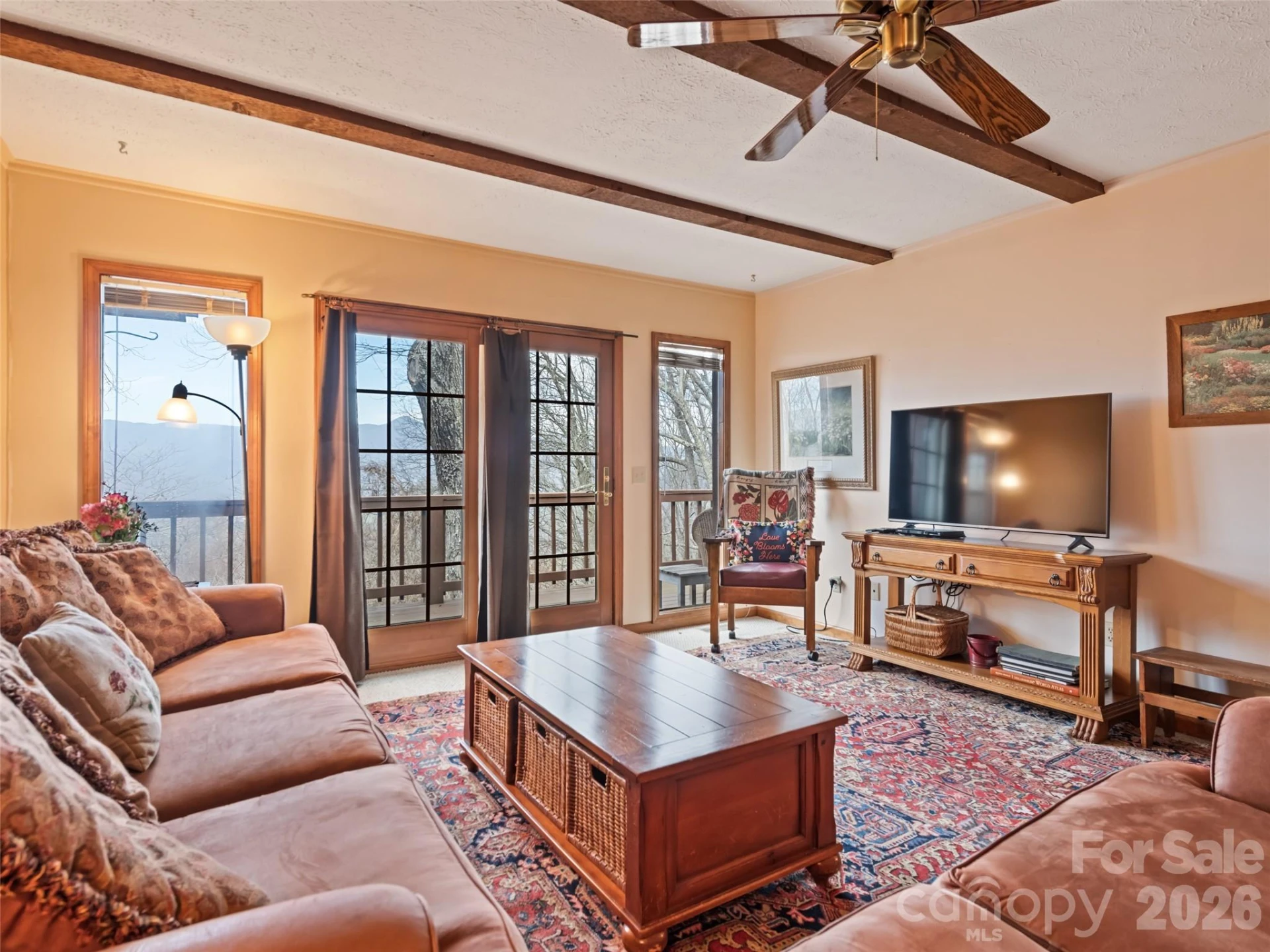 415 Treetop Lane - Photo 5