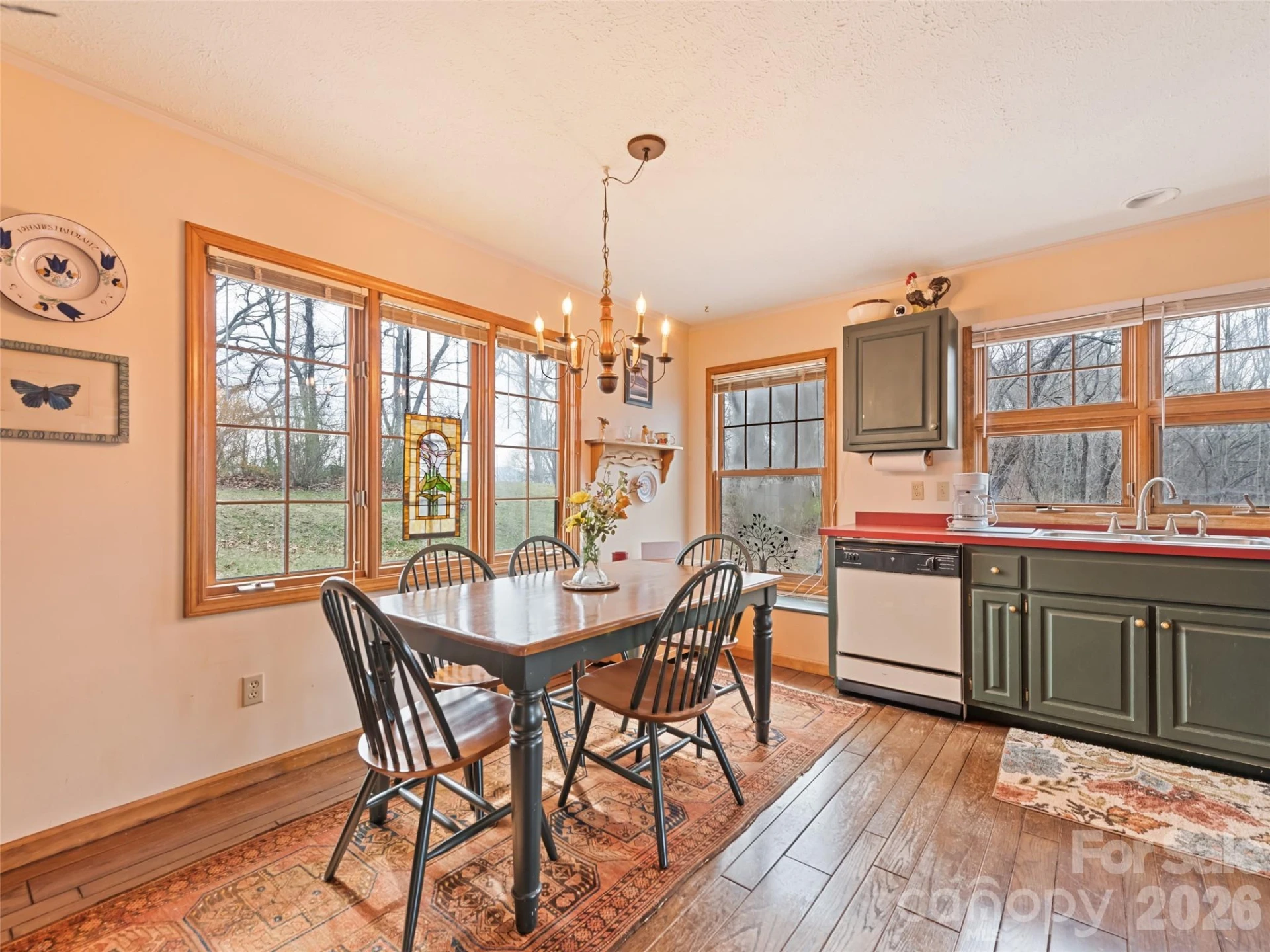 415 Treetop Lane - Photo 11