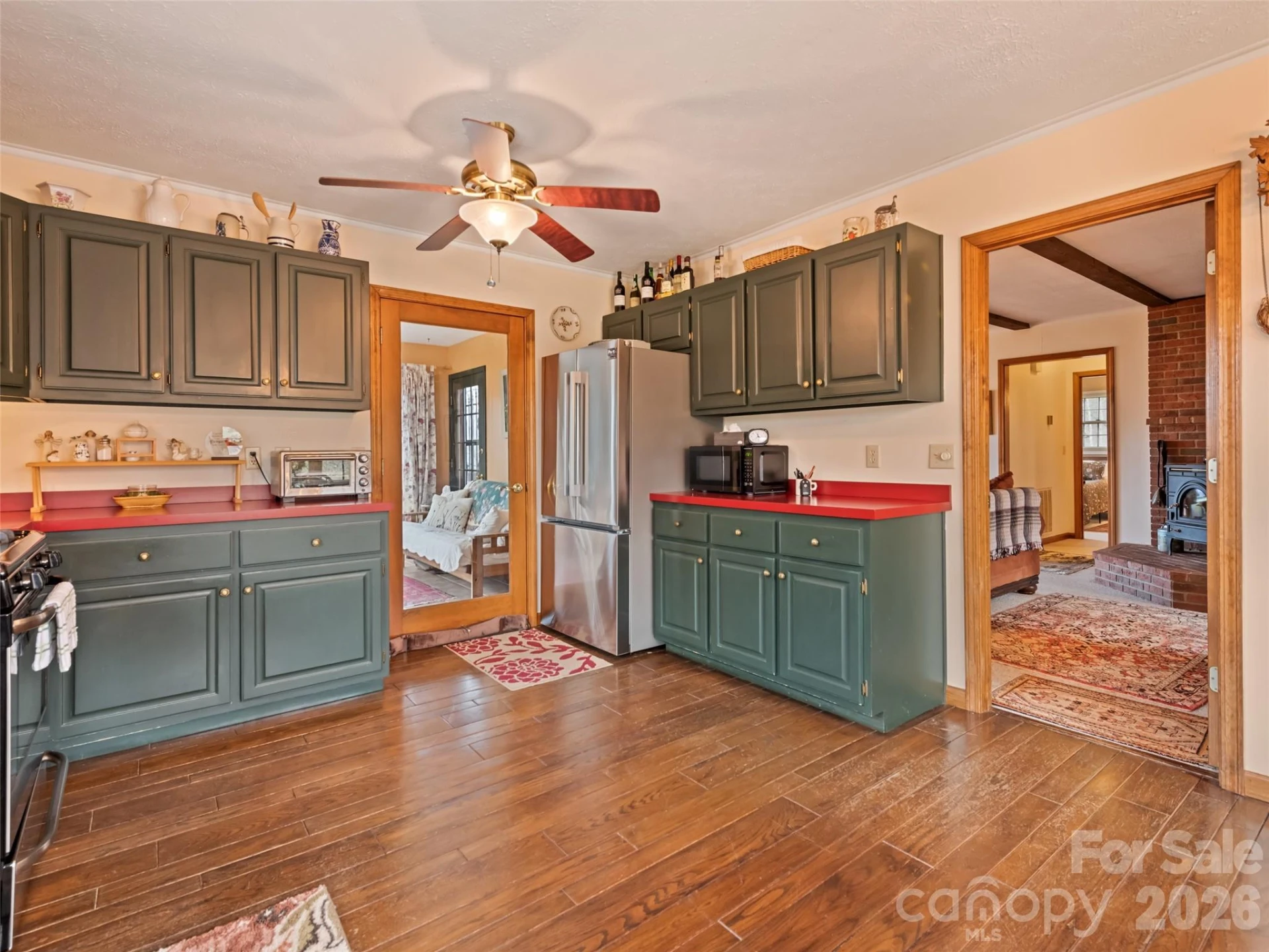 415 Treetop Lane - Photo 14