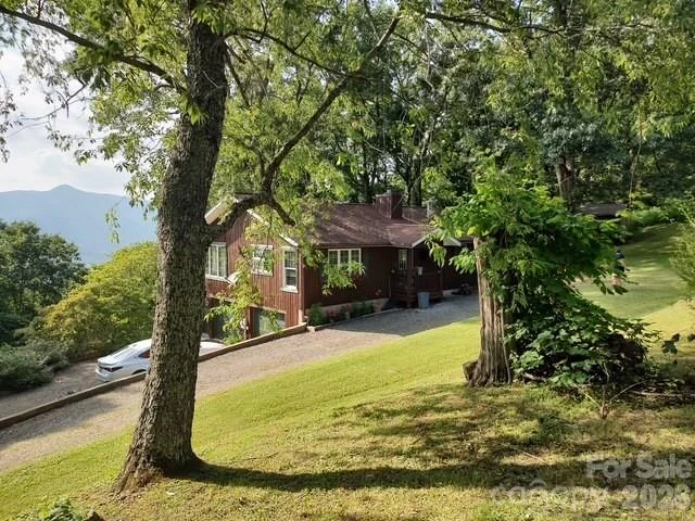 415 Treetop Lane - Photo 28