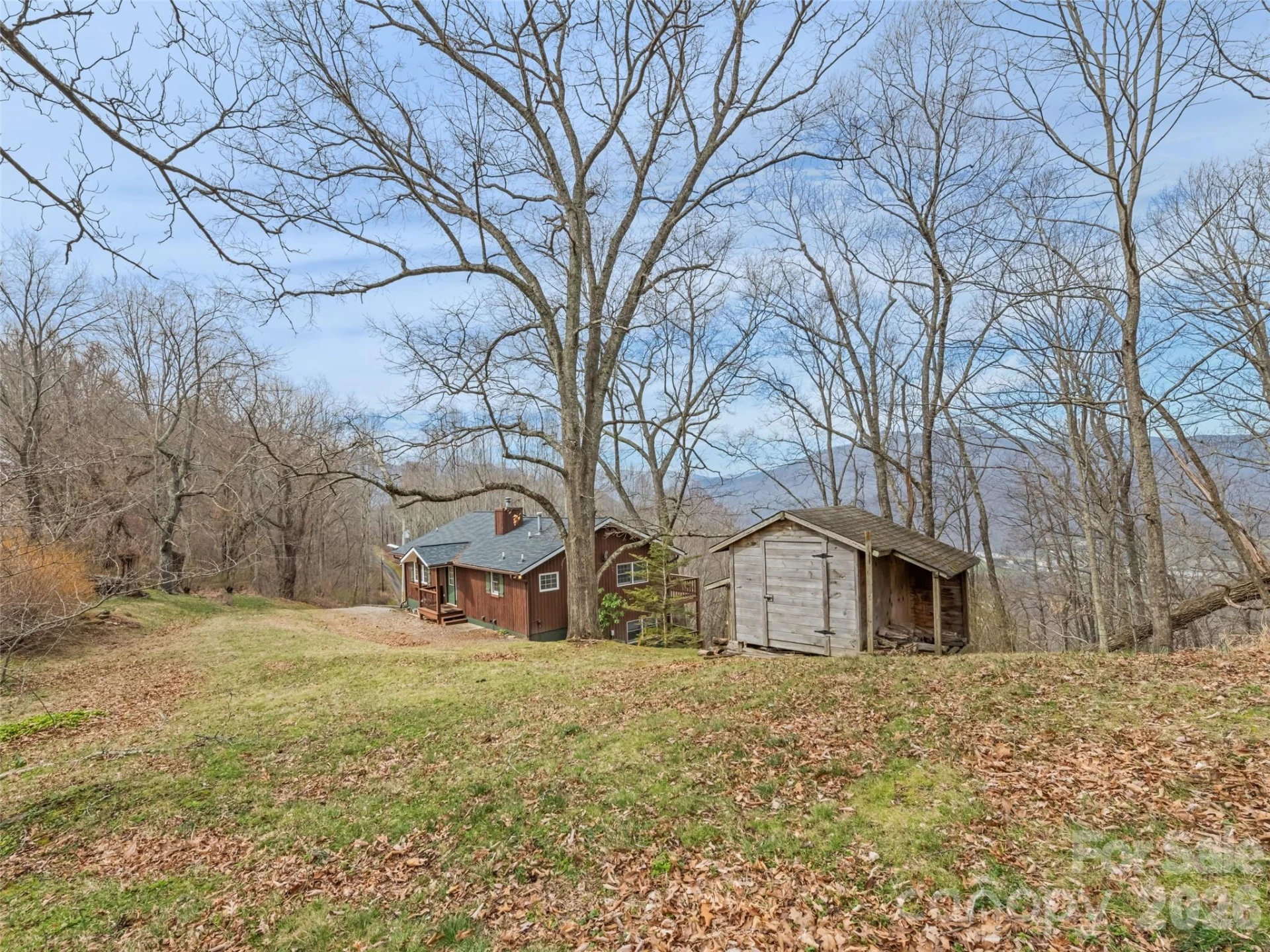 415 Treetop Lane - Photo 38