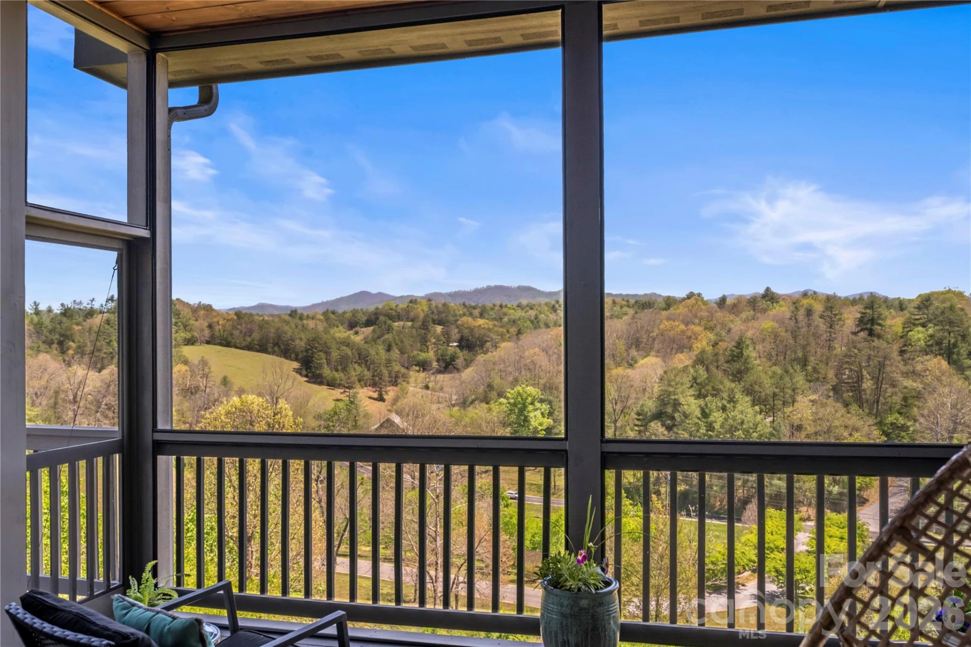 28 Gracie Lane - Photo 14